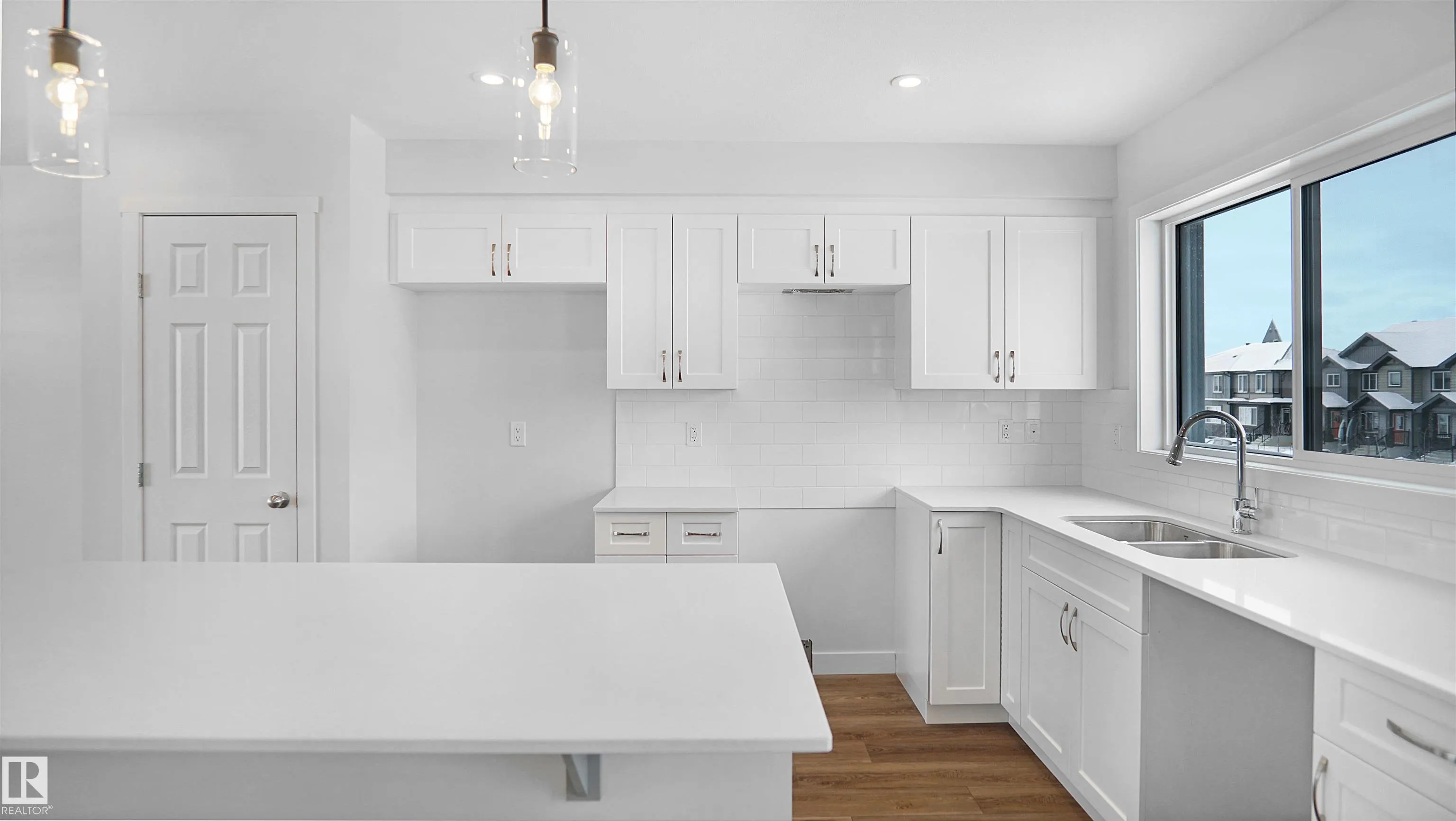 111 Nerine Crescent