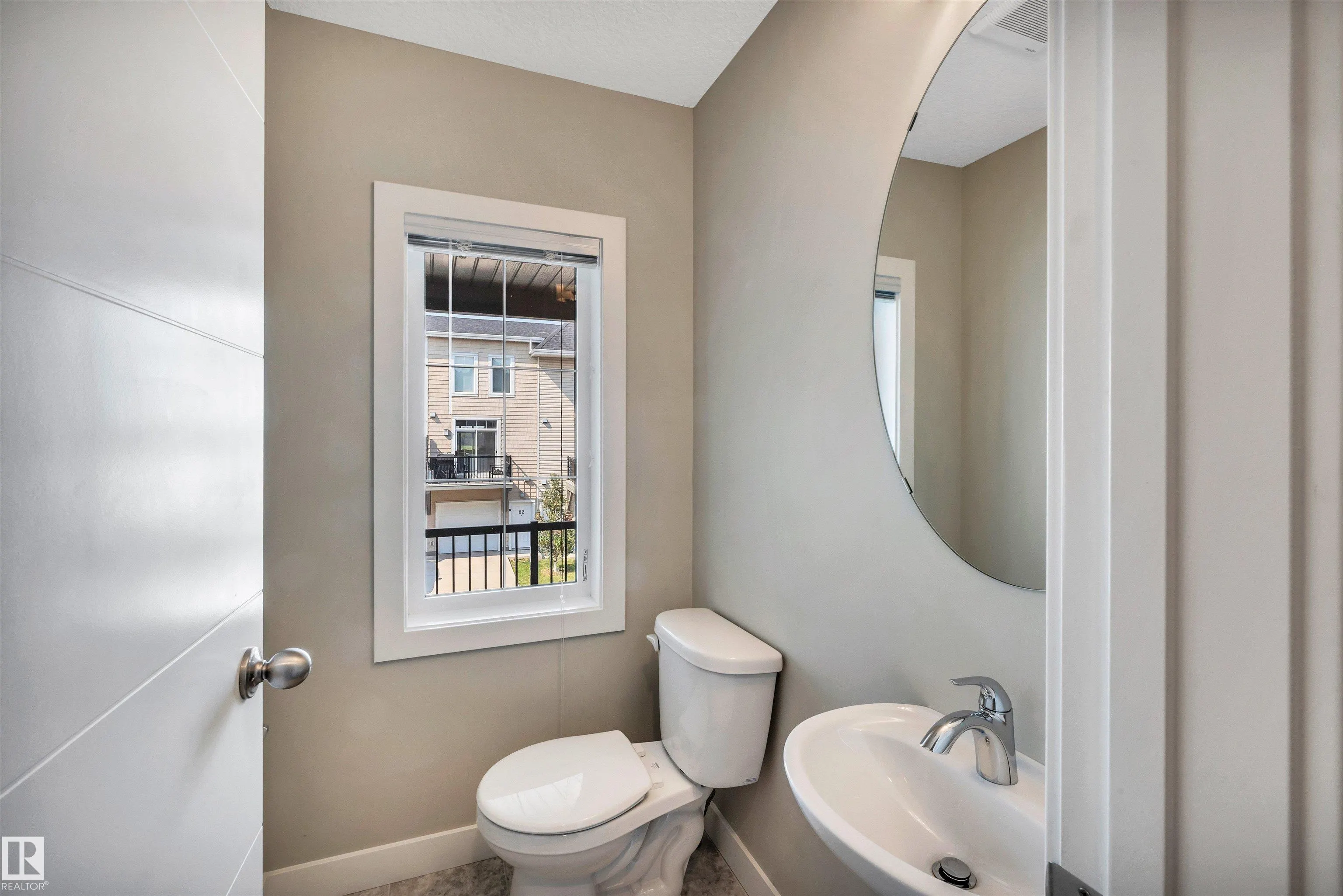 600 BELLEROSE Drive
