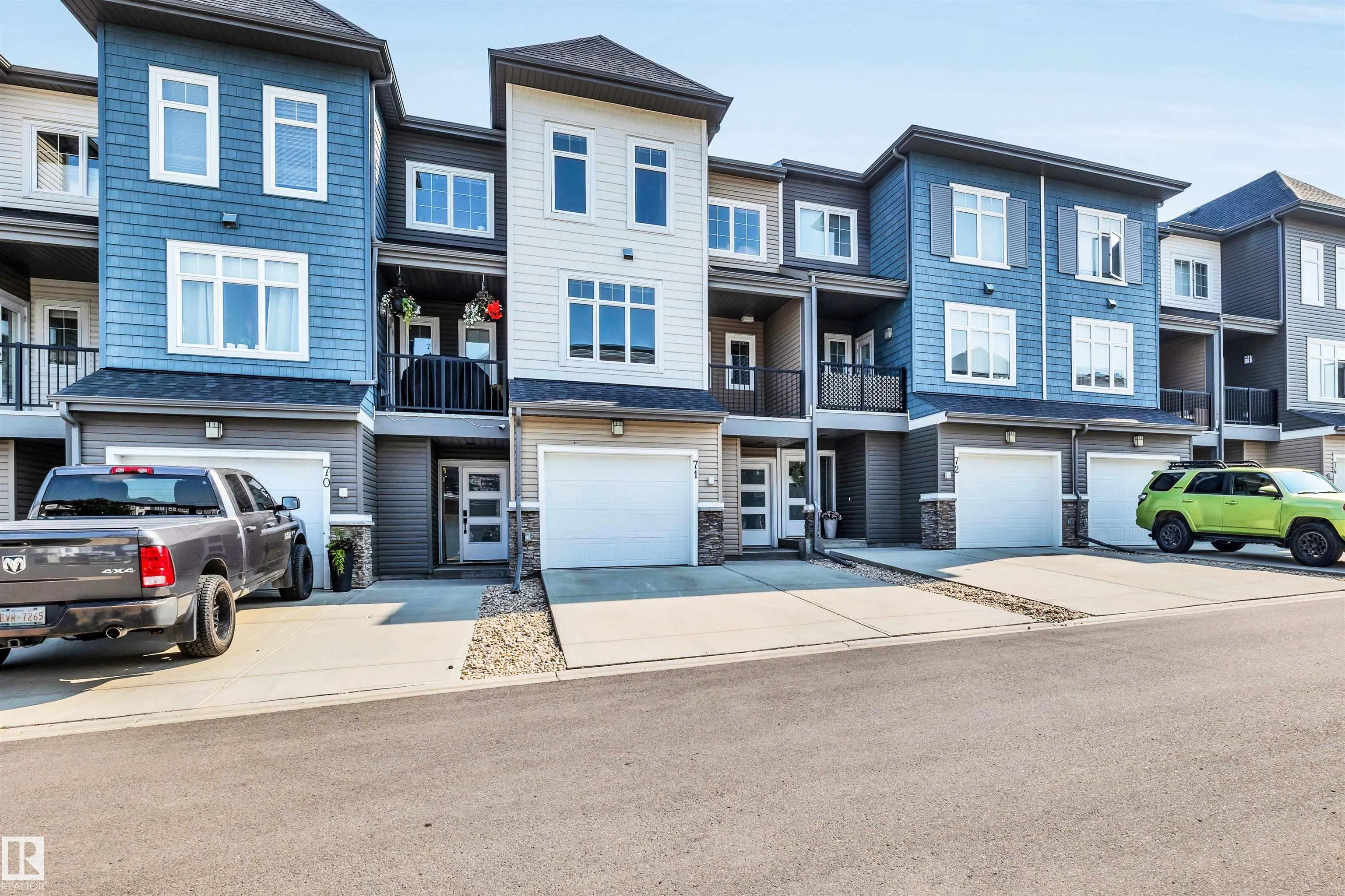 600 BELLEROSE Drive