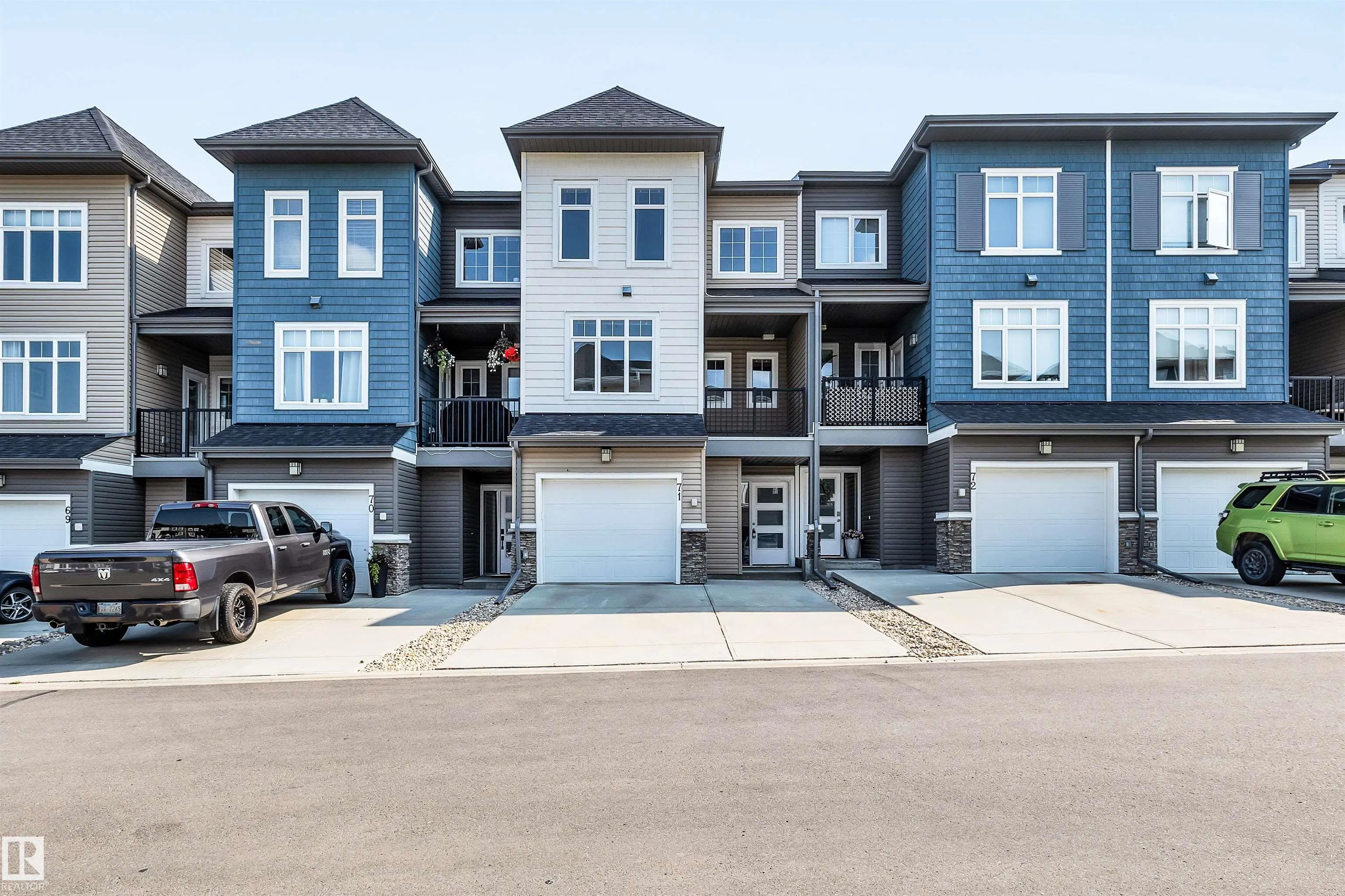 600 BELLEROSE Drive