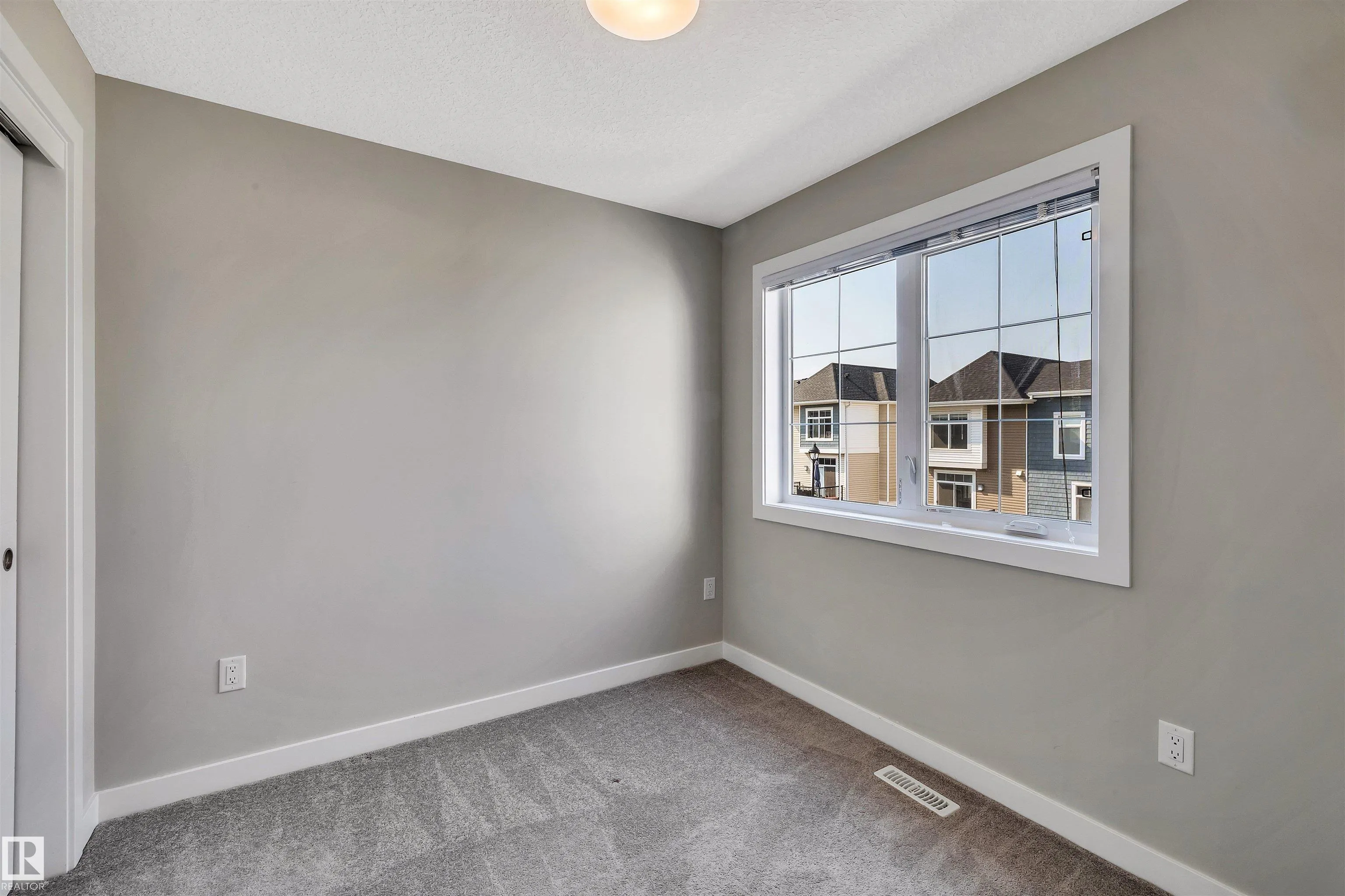 600 BELLEROSE Drive