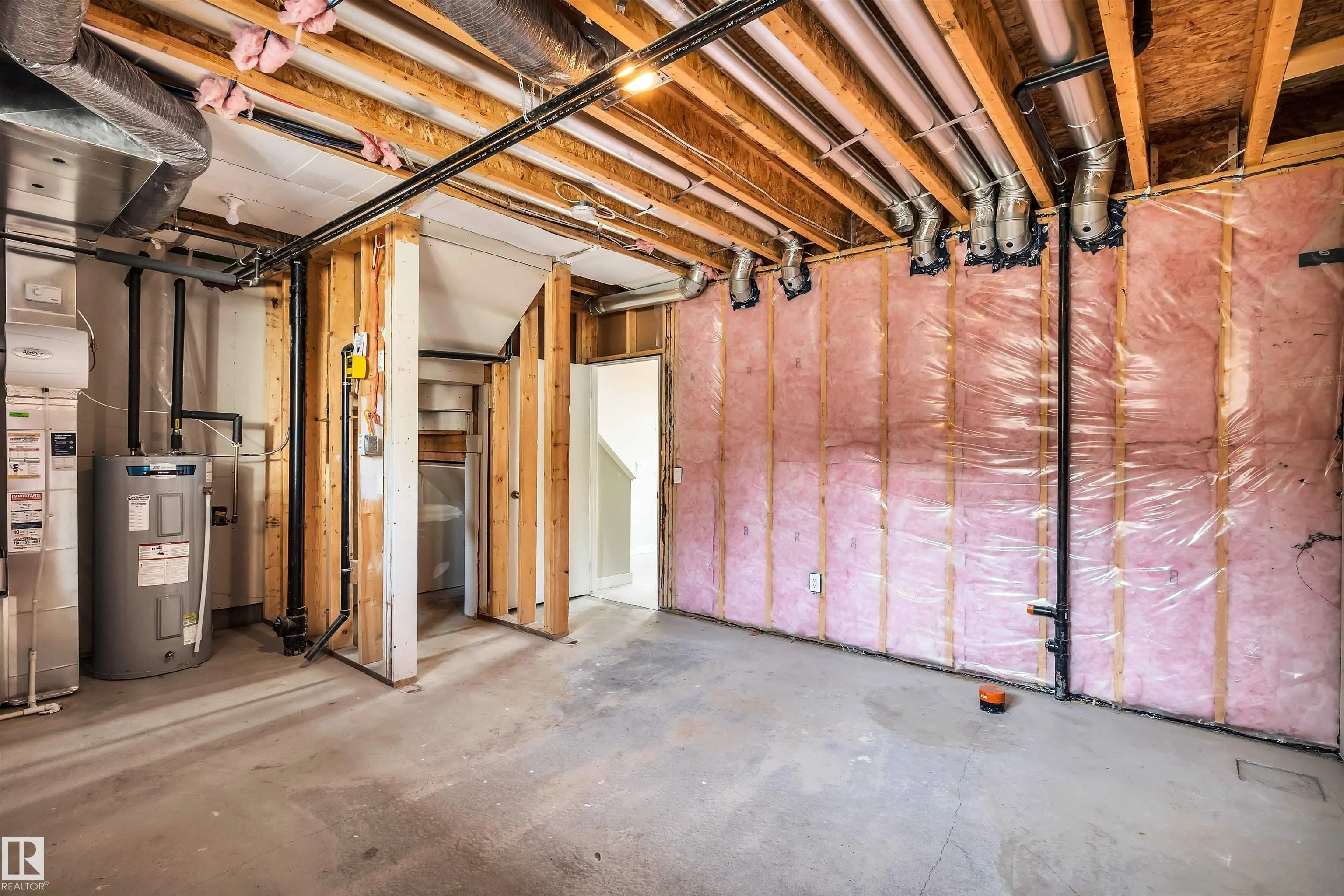 600 BELLEROSE Drive