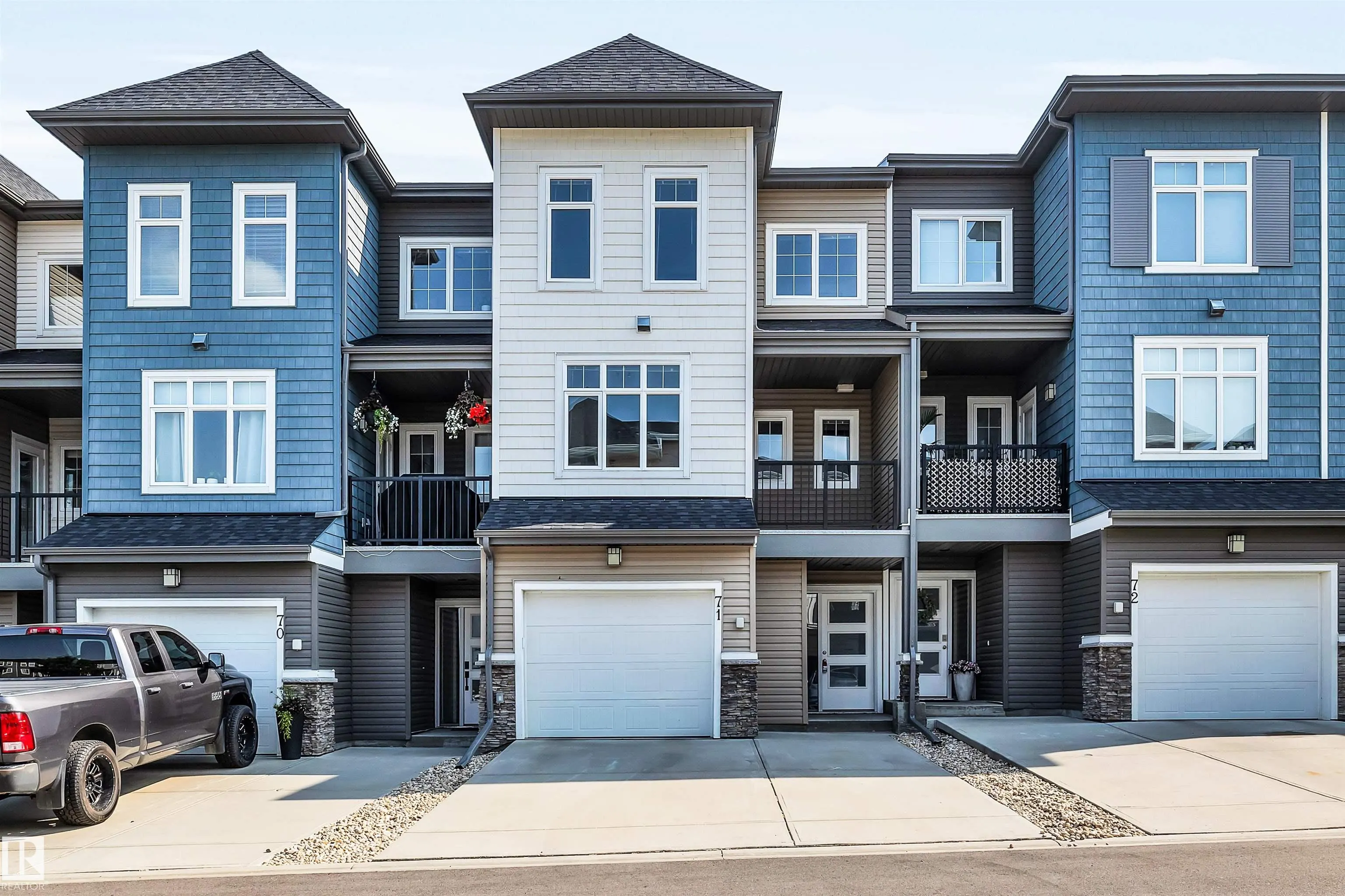 600 BELLEROSE Drive