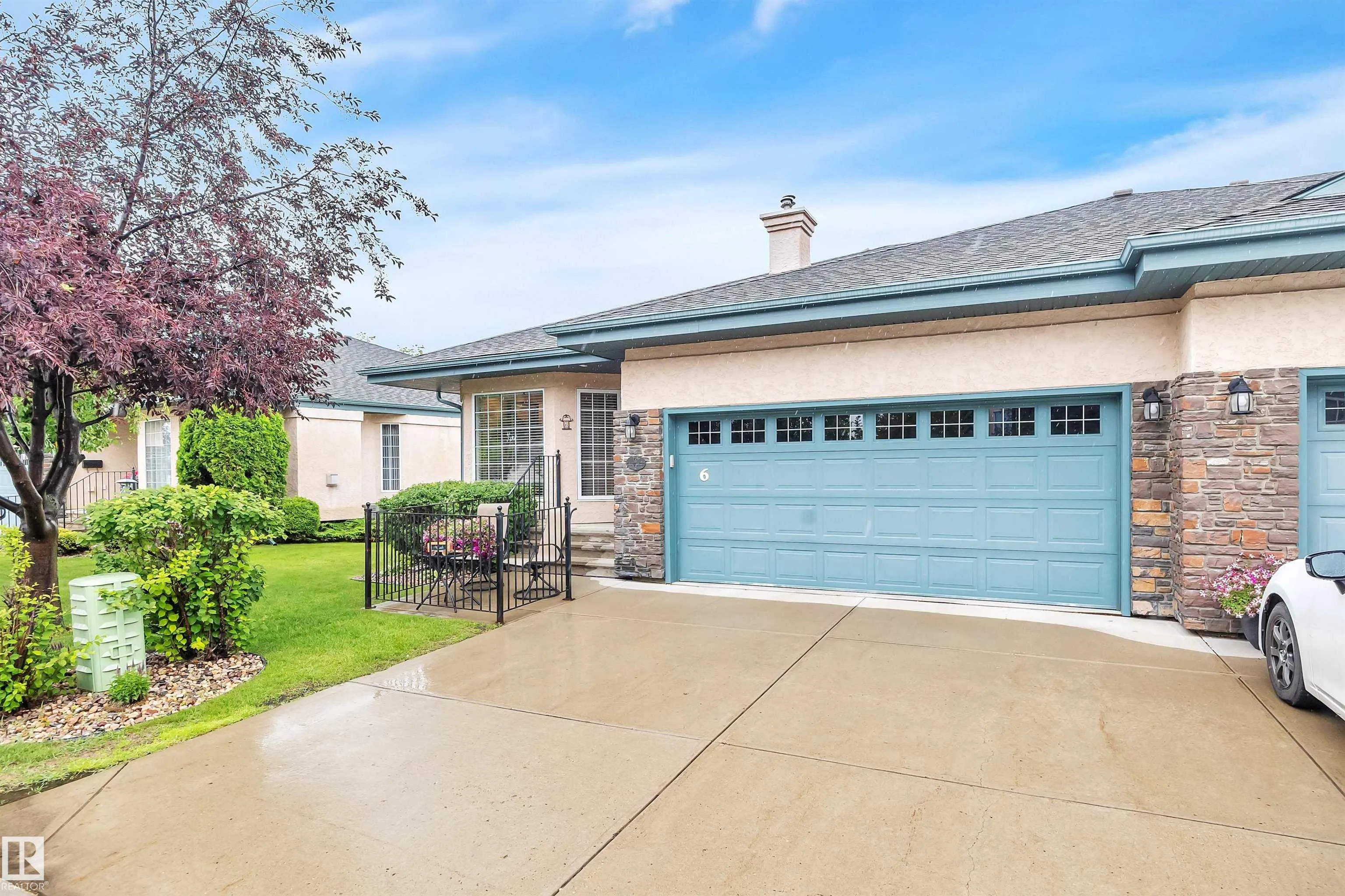 102 BRIDGEPORT Crossing