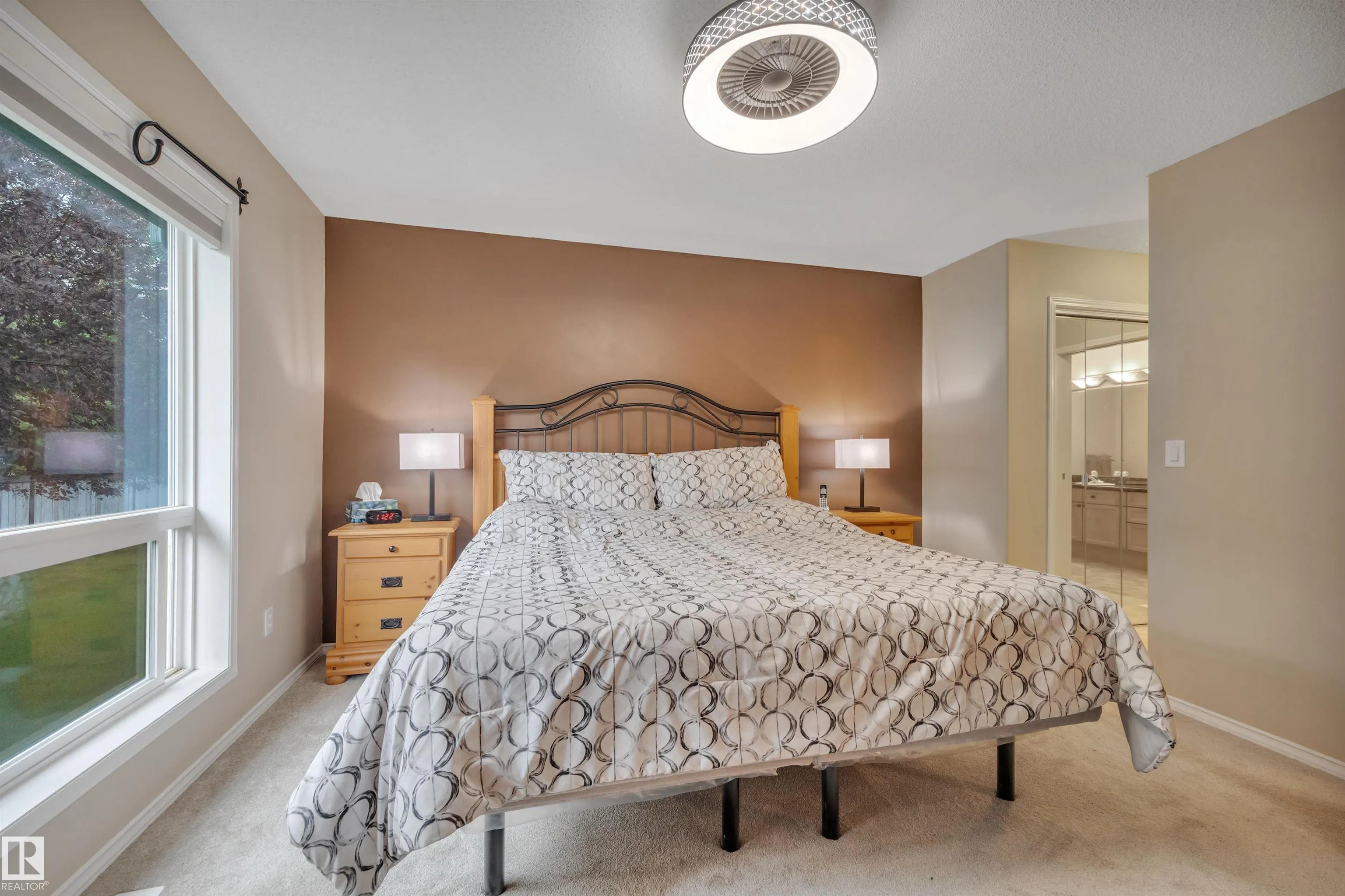 102 BRIDGEPORT Crossing