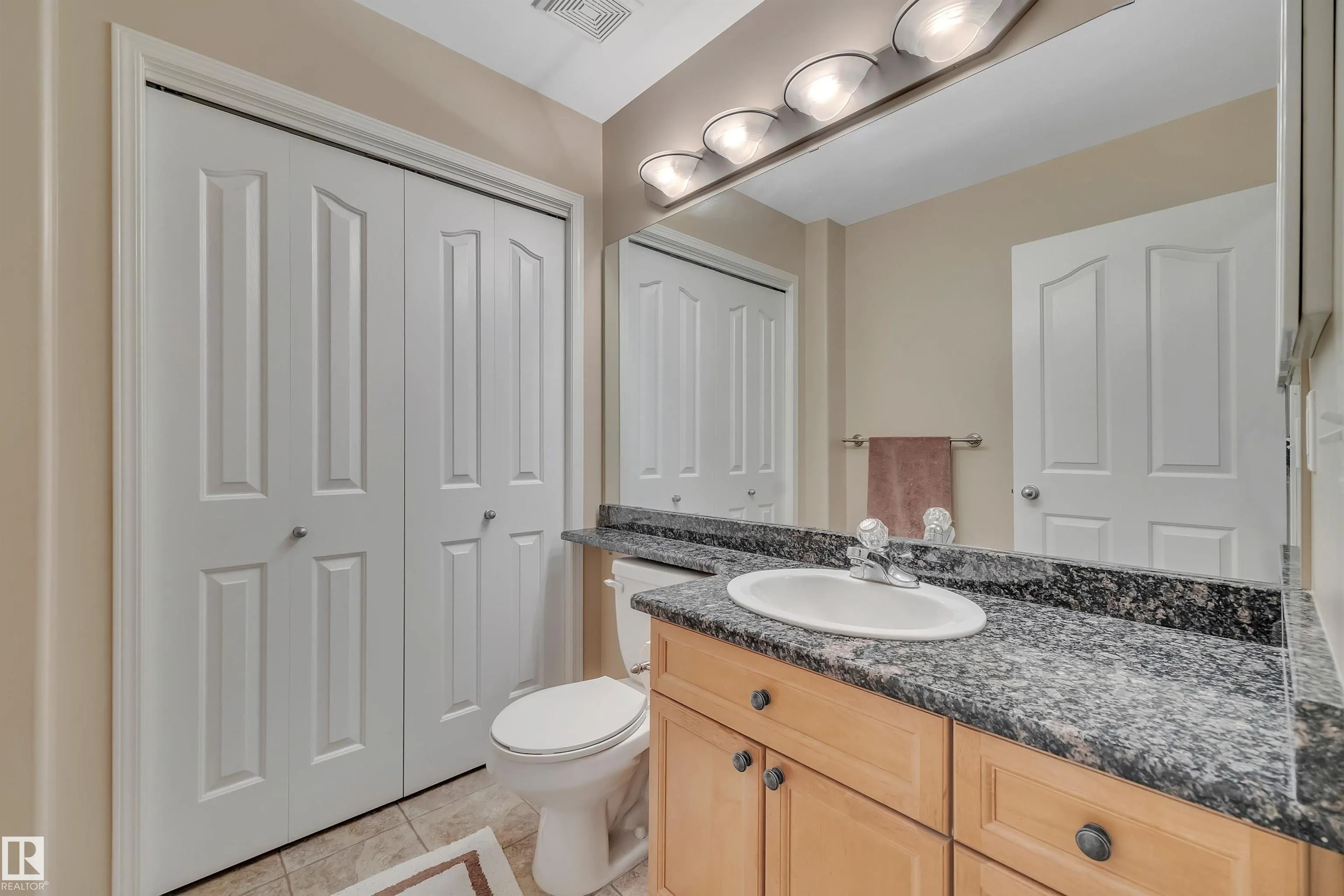 102 BRIDGEPORT Crossing