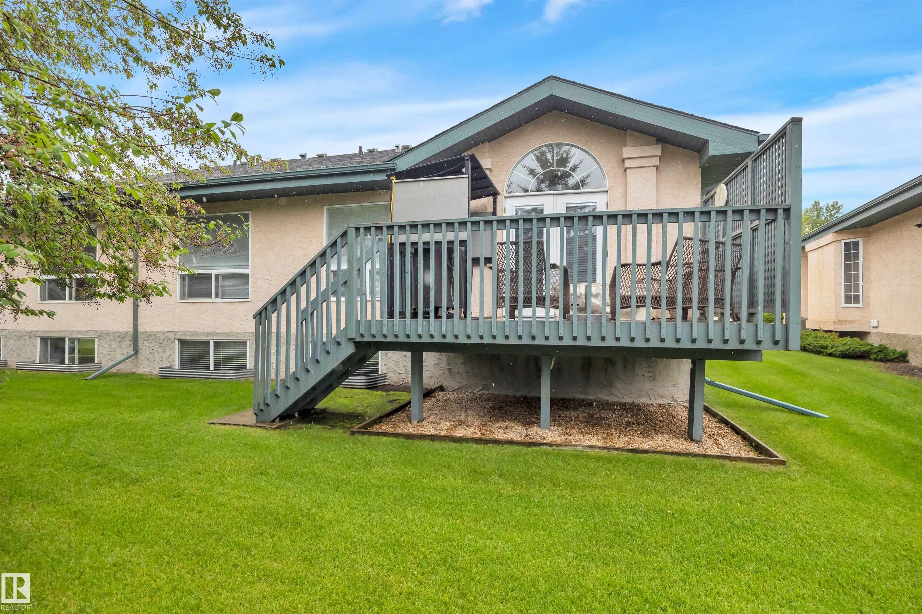 102 BRIDGEPORT Crossing
