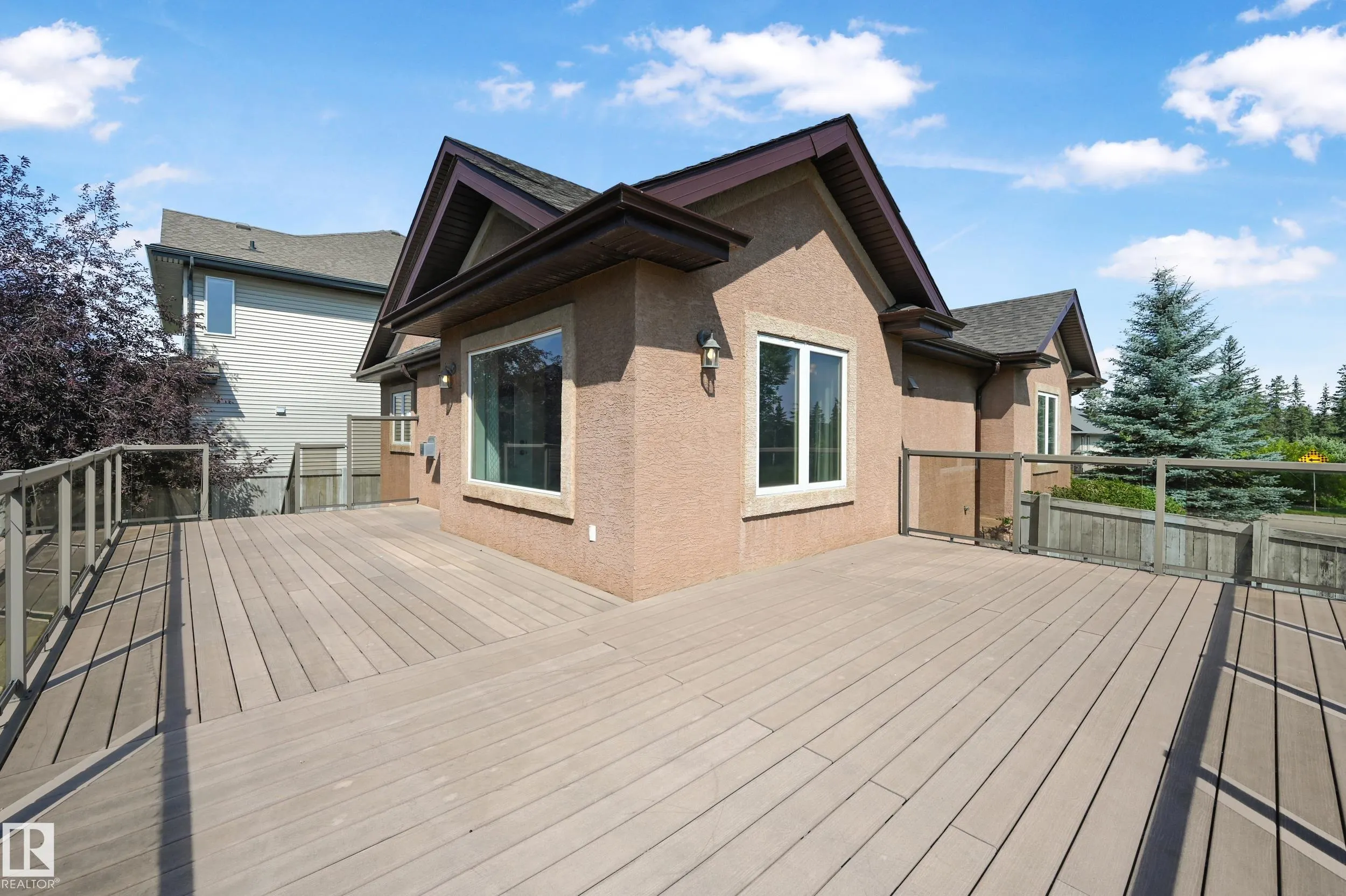 1213 ADAMSON Drive