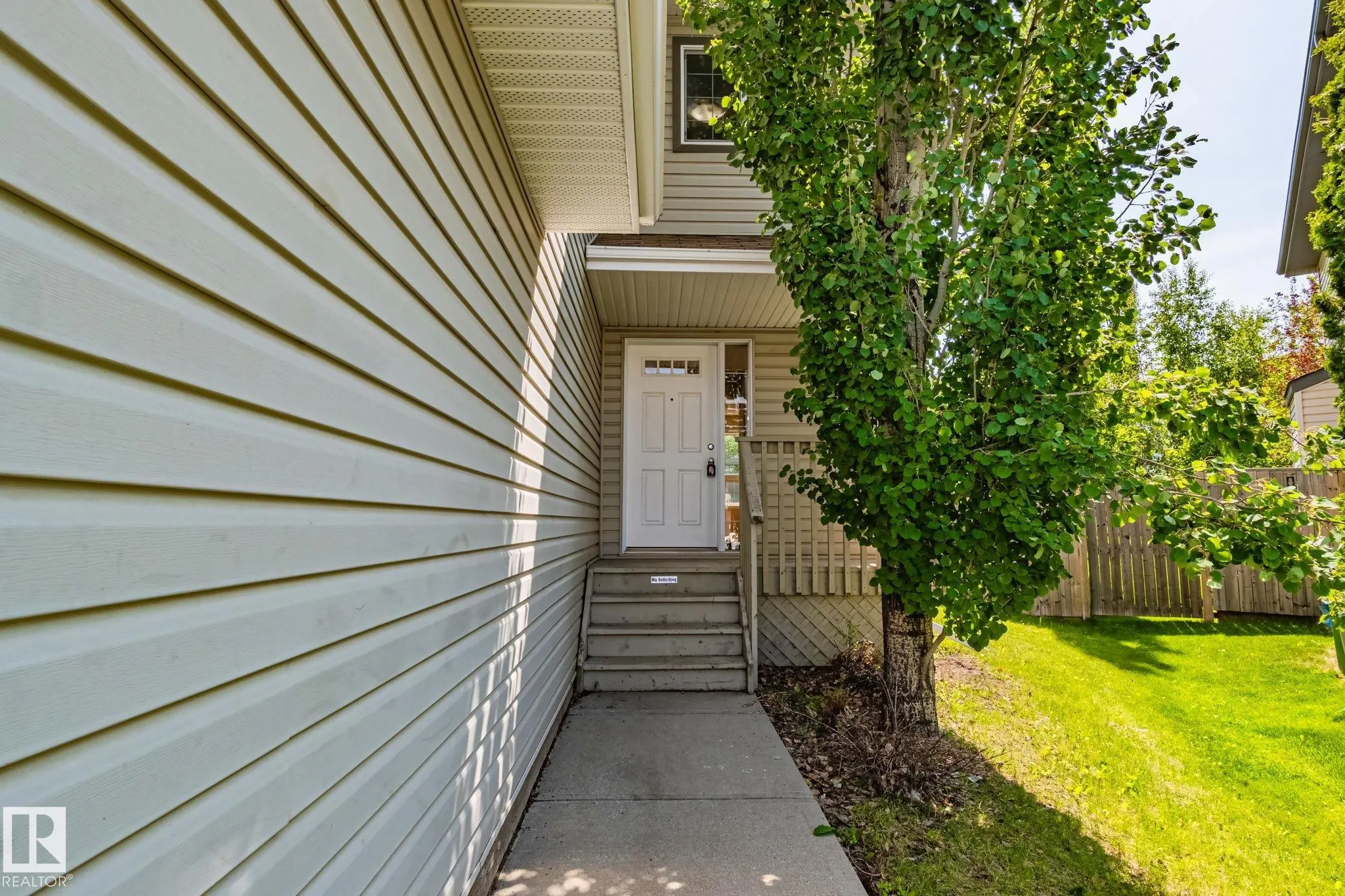 130 CHAMPLAIN Place