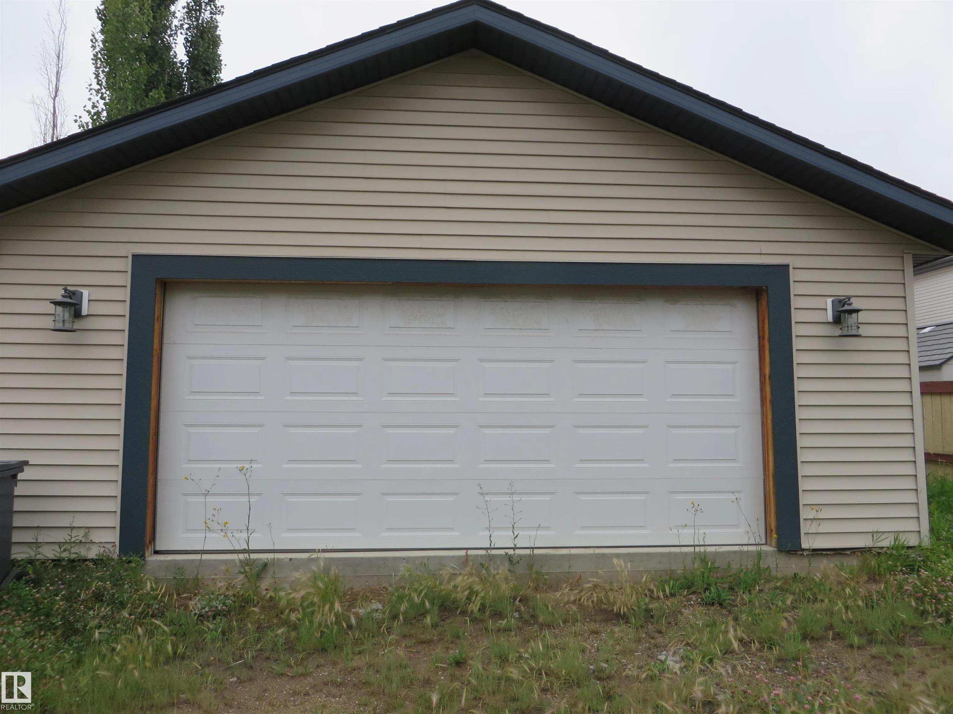 285 SOUTHWICK Way