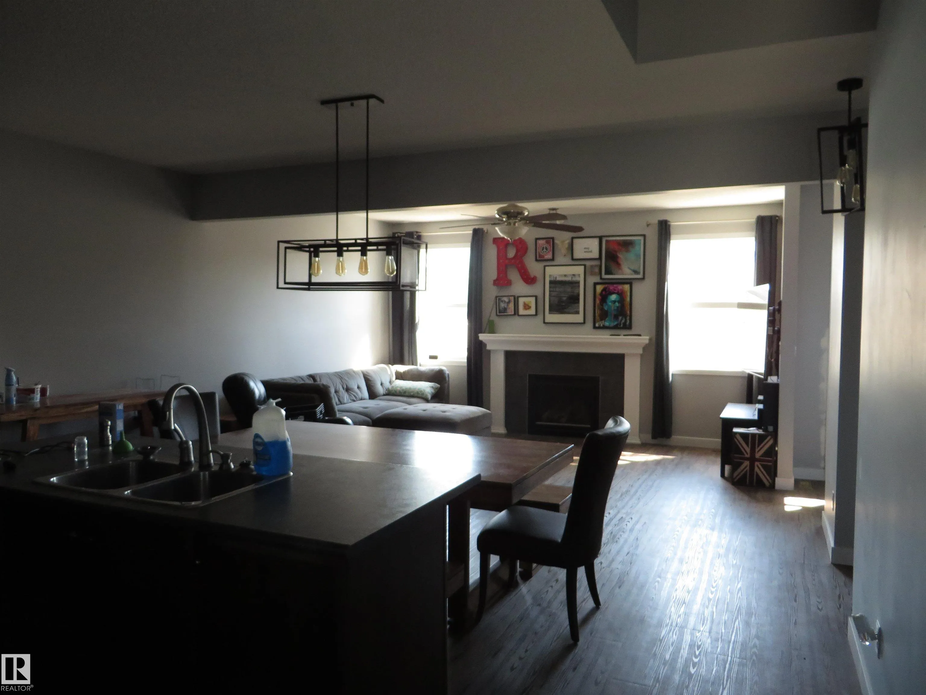 285 SOUTHWICK Way