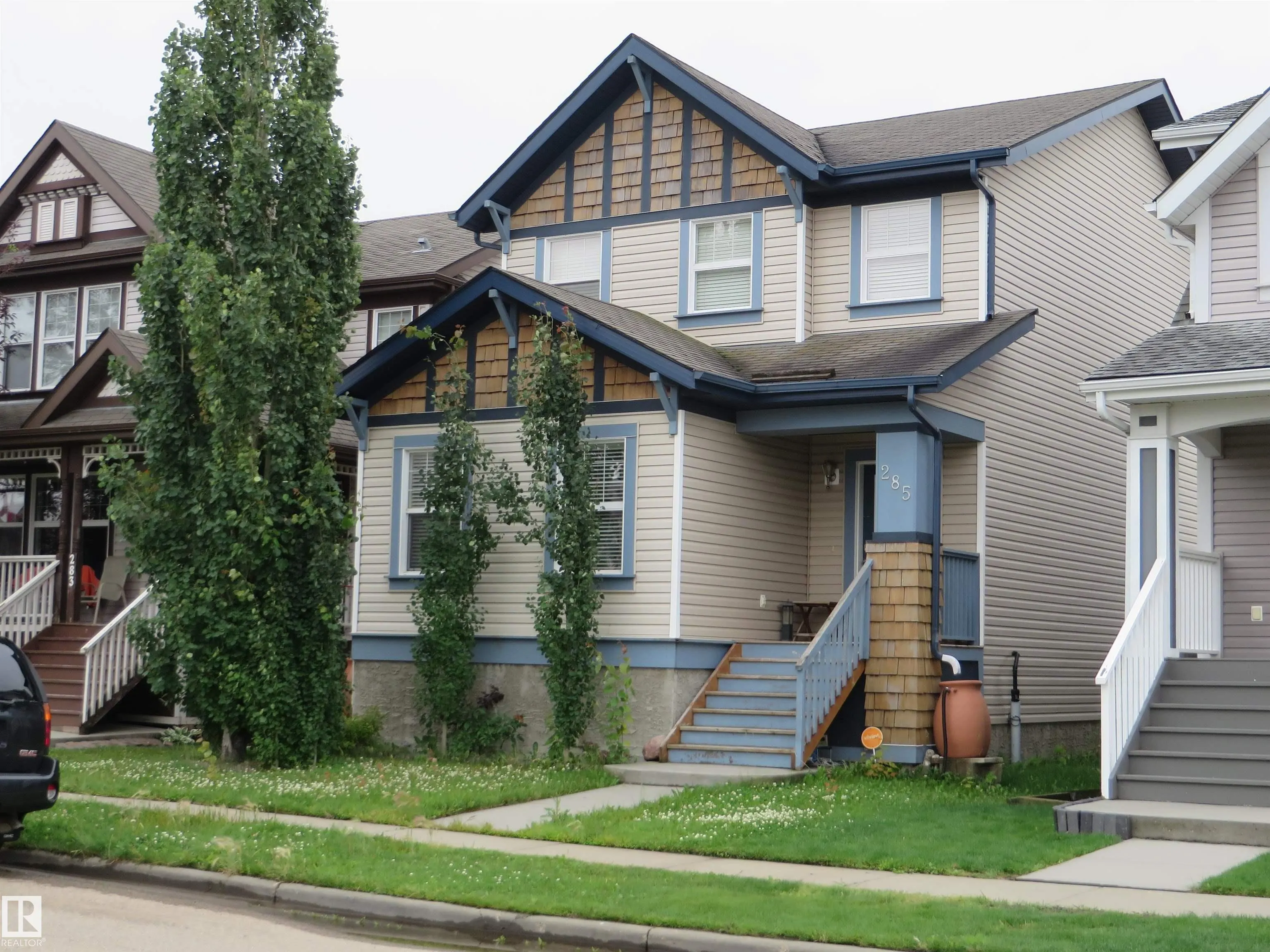 285 SOUTHWICK Way