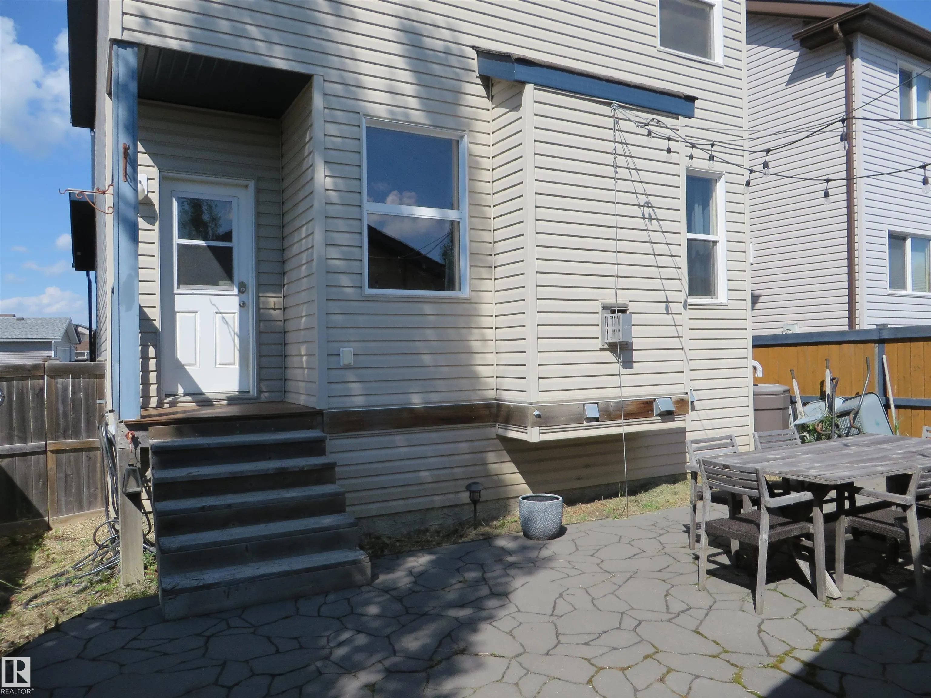 285 SOUTHWICK Way