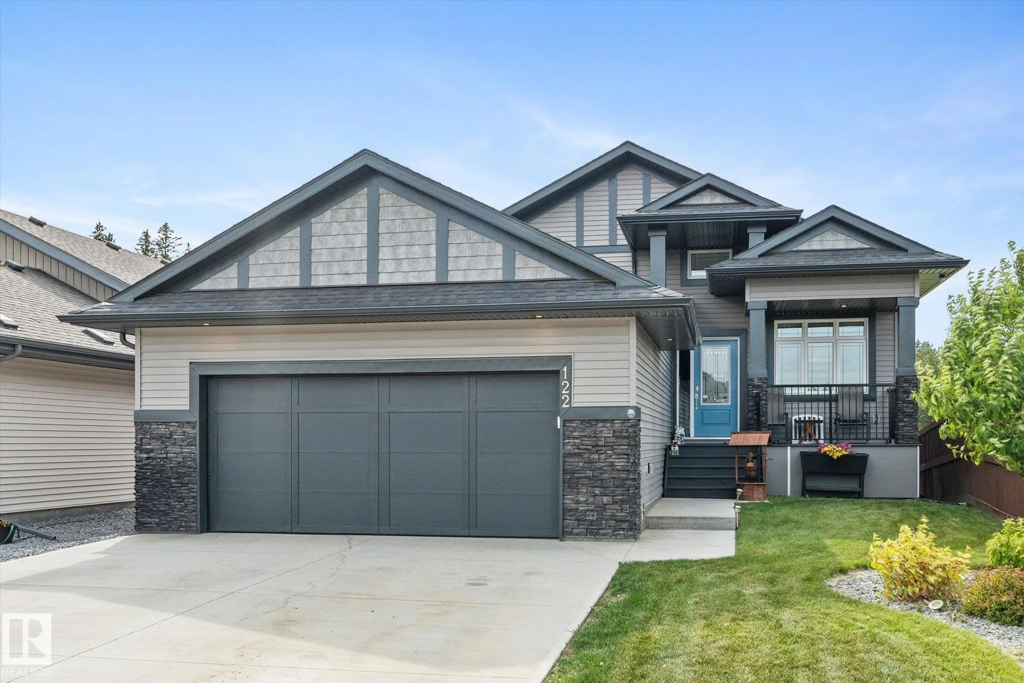 122 Hemingway Crescent