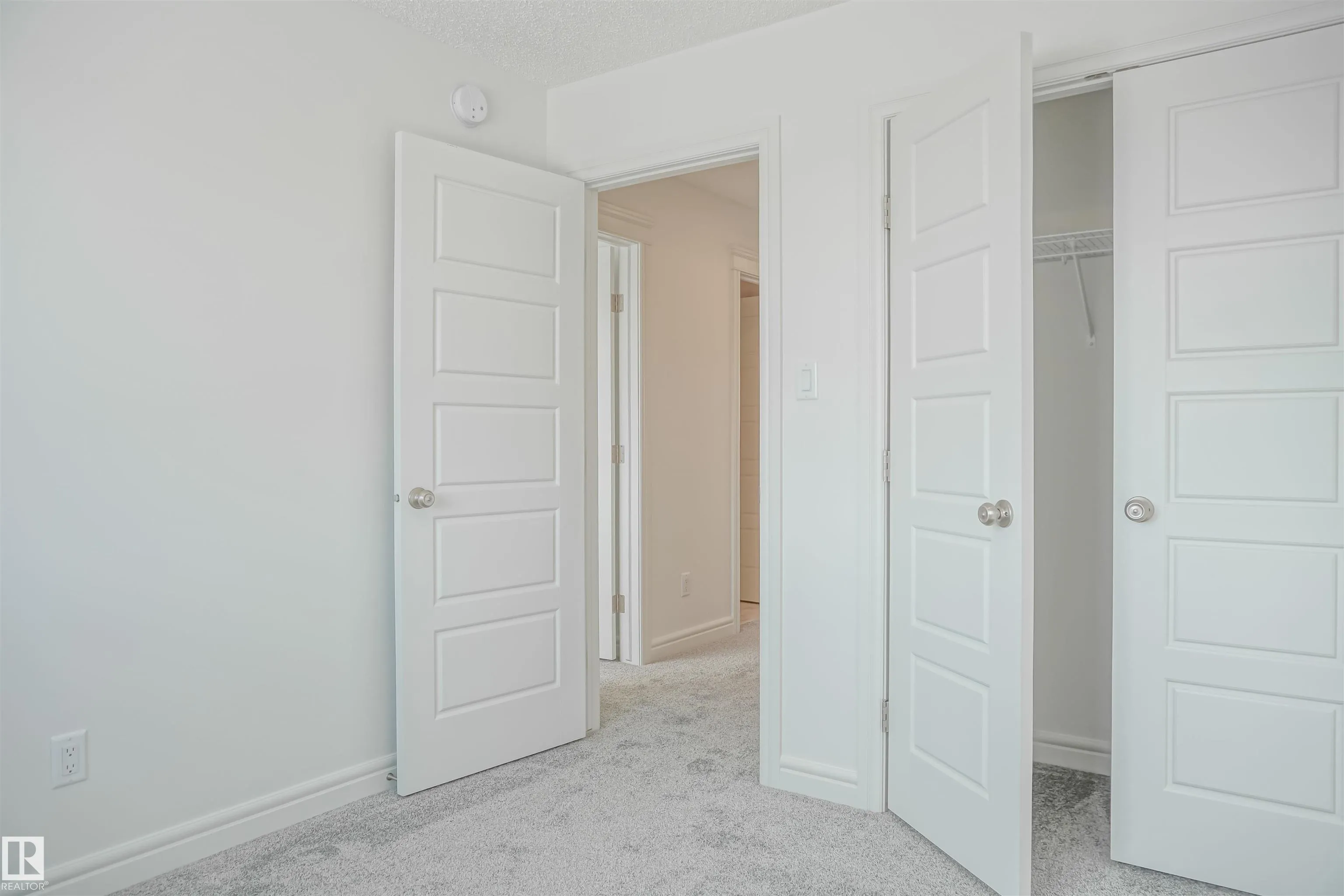 1180 South Creek Wynd