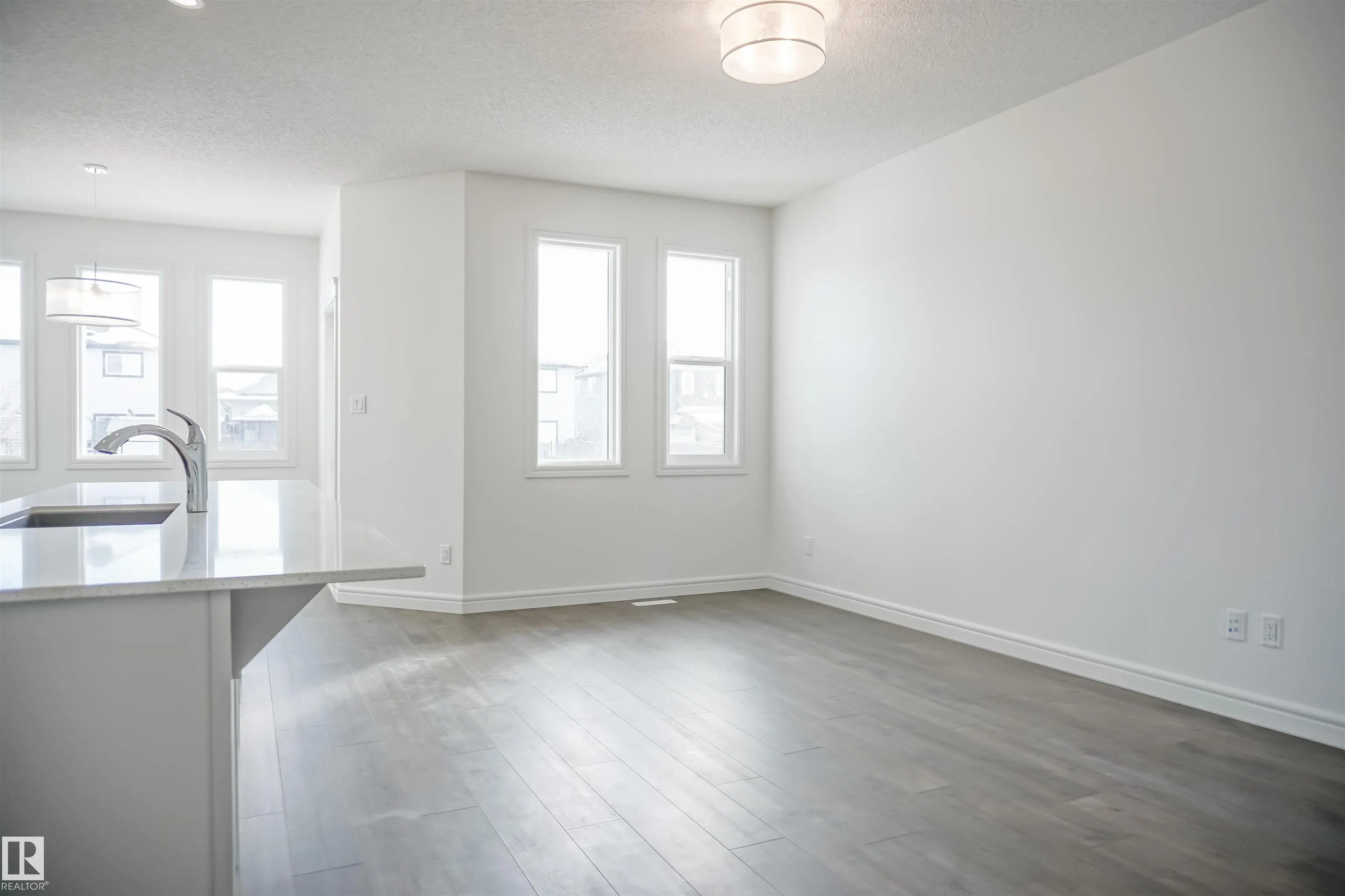 1180 South Creek Wynd