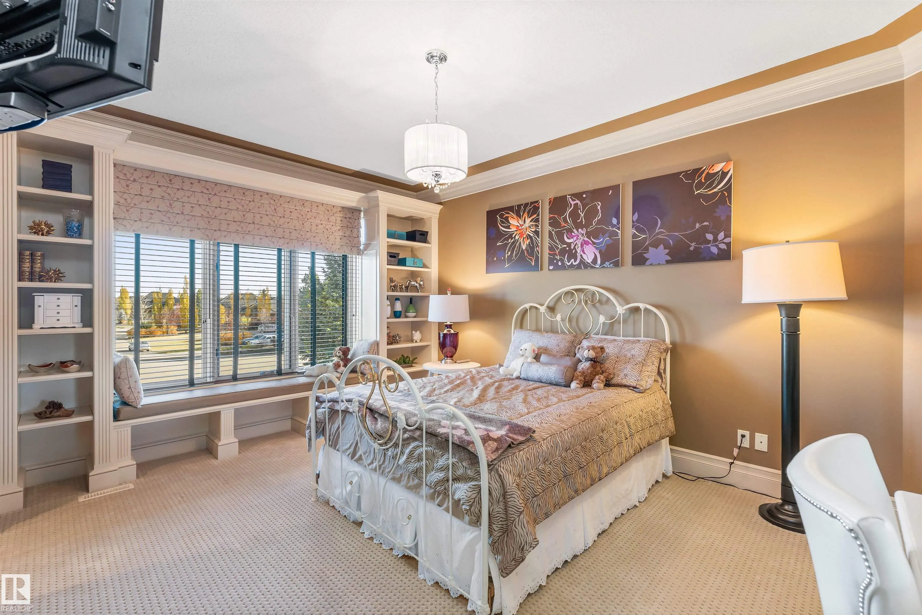 129 Riverview Crescent