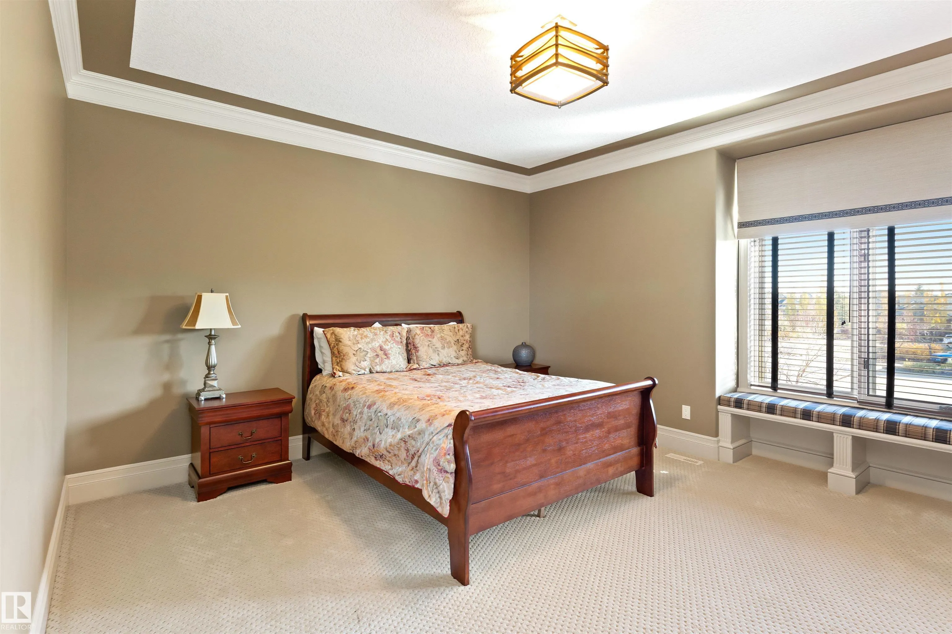 129 Riverview Crescent