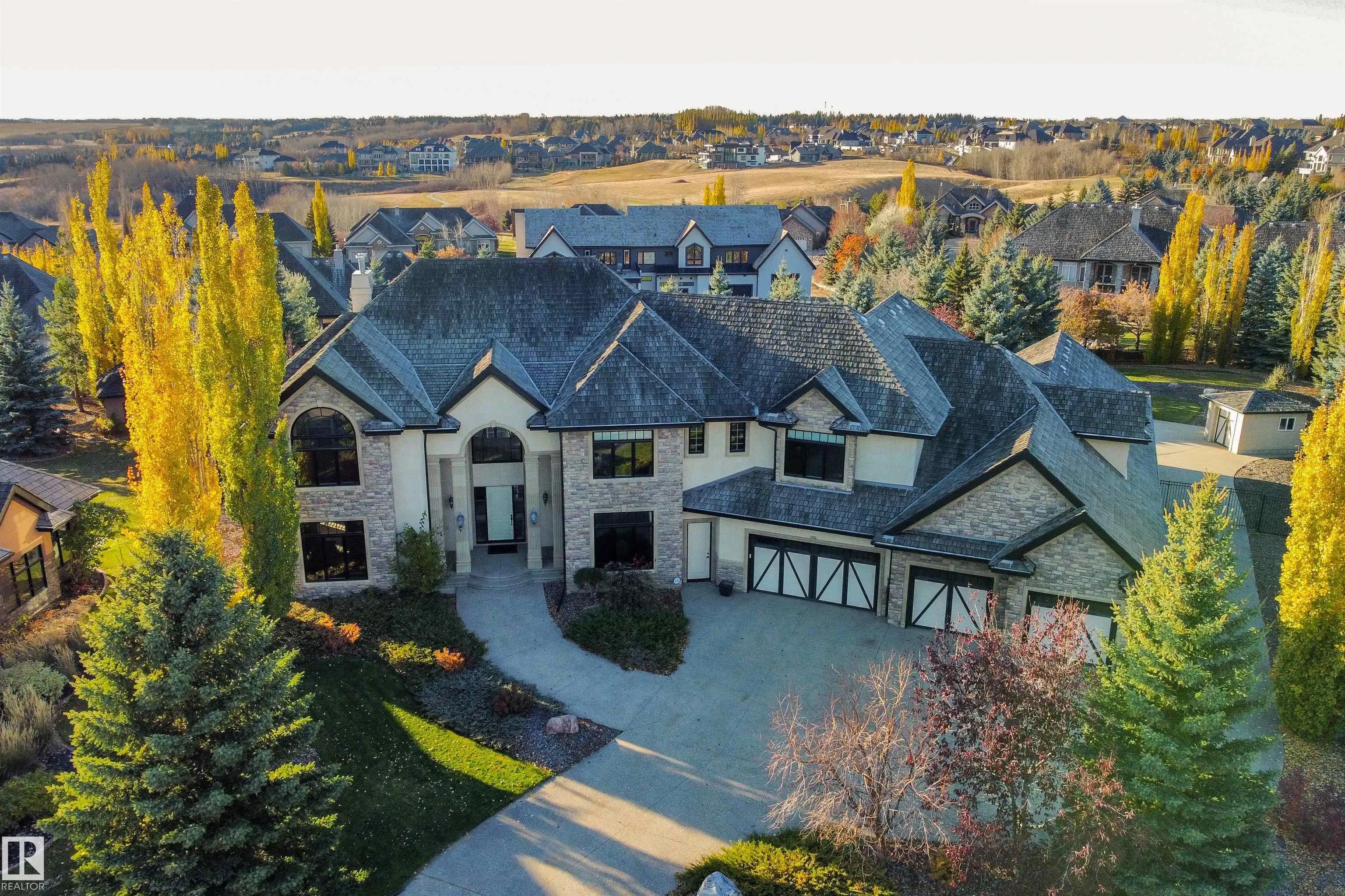 129 Riverview Crescent