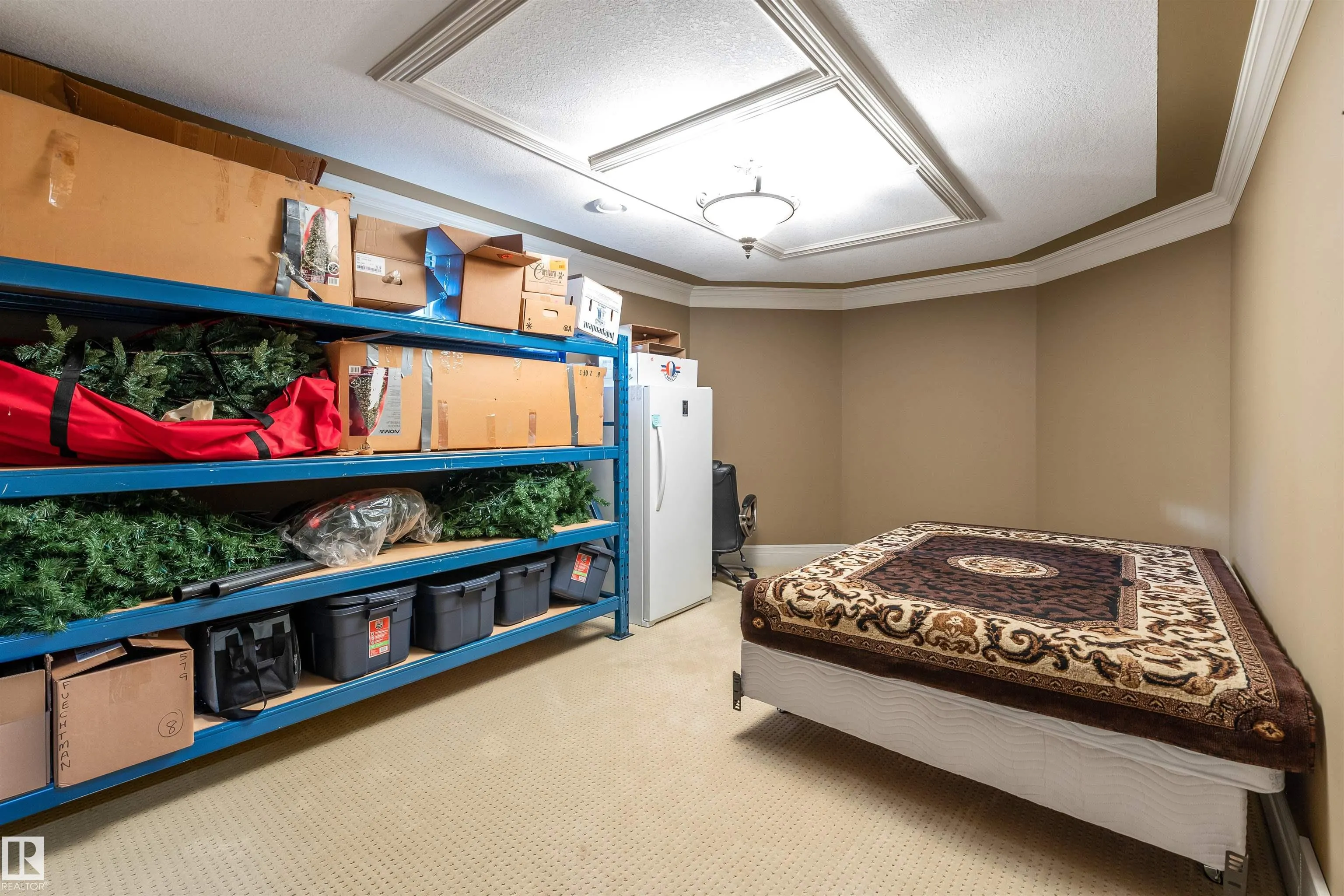 129 Riverview Crescent
