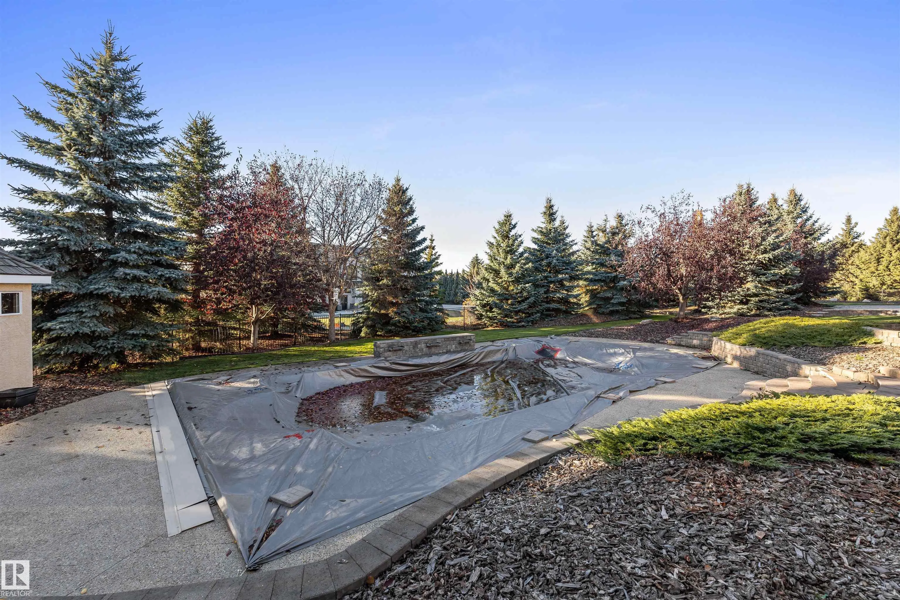 129 Riverview Crescent