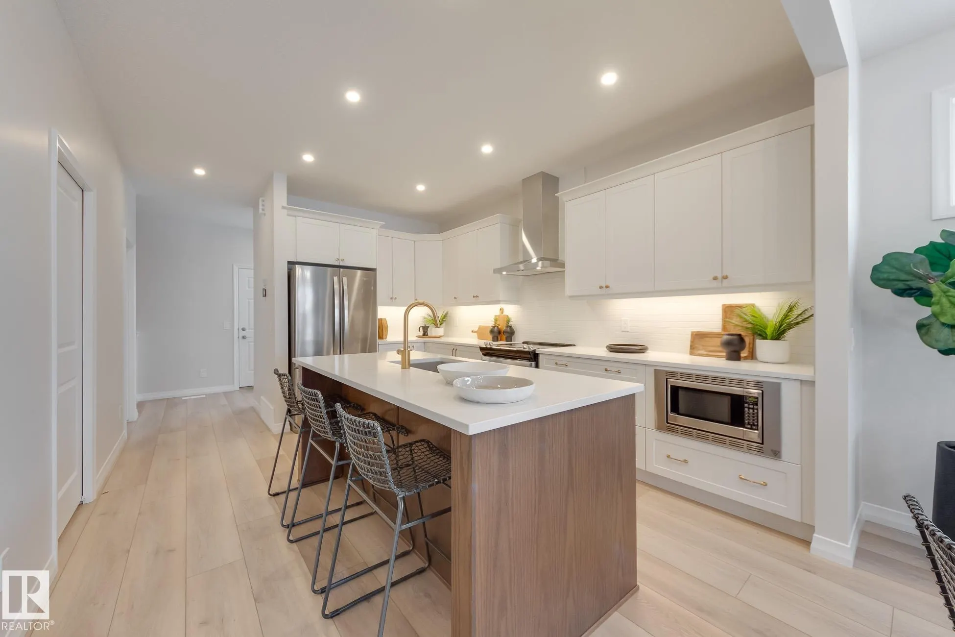 166 Stonehouse Way