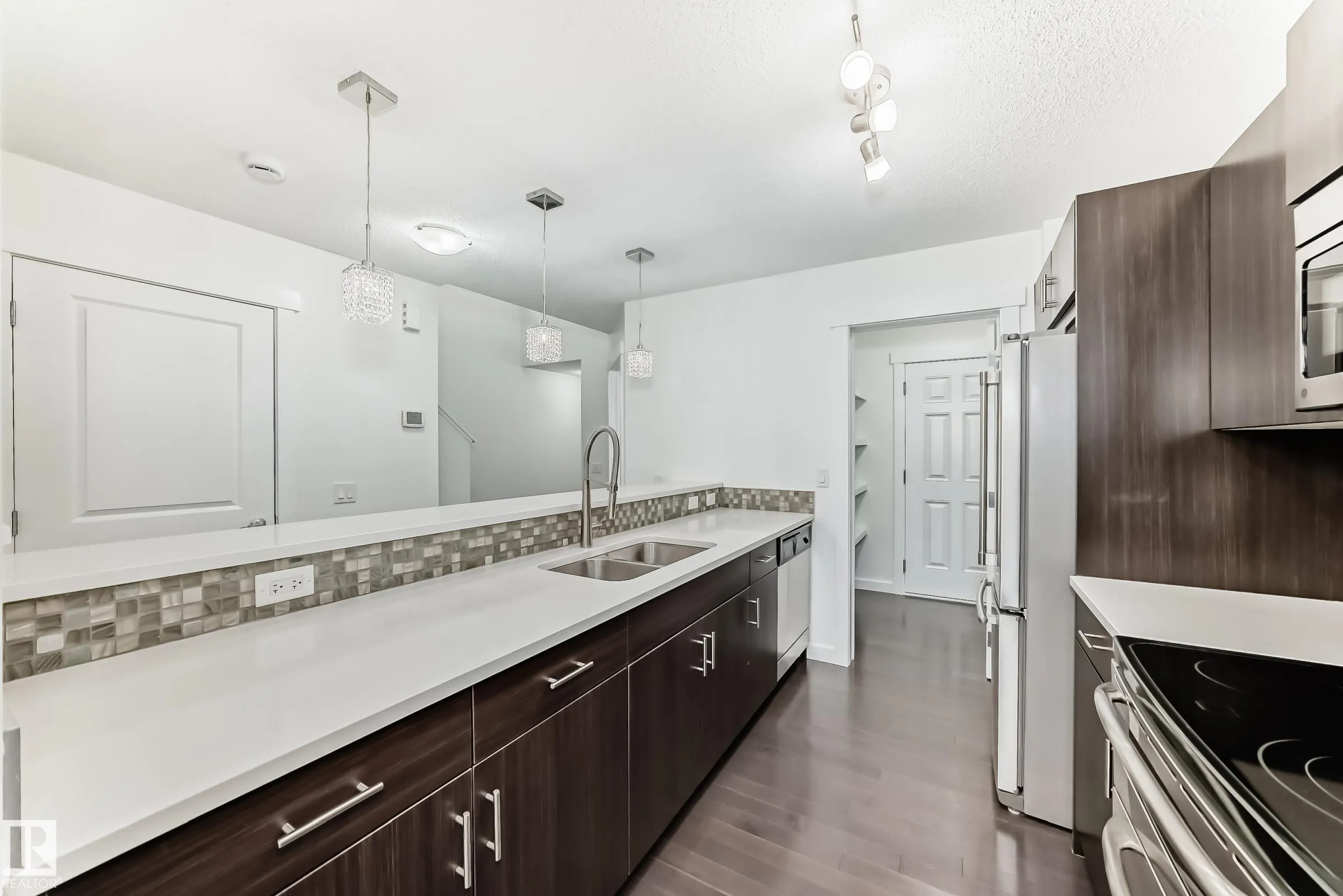 359 SIMMONDS Way