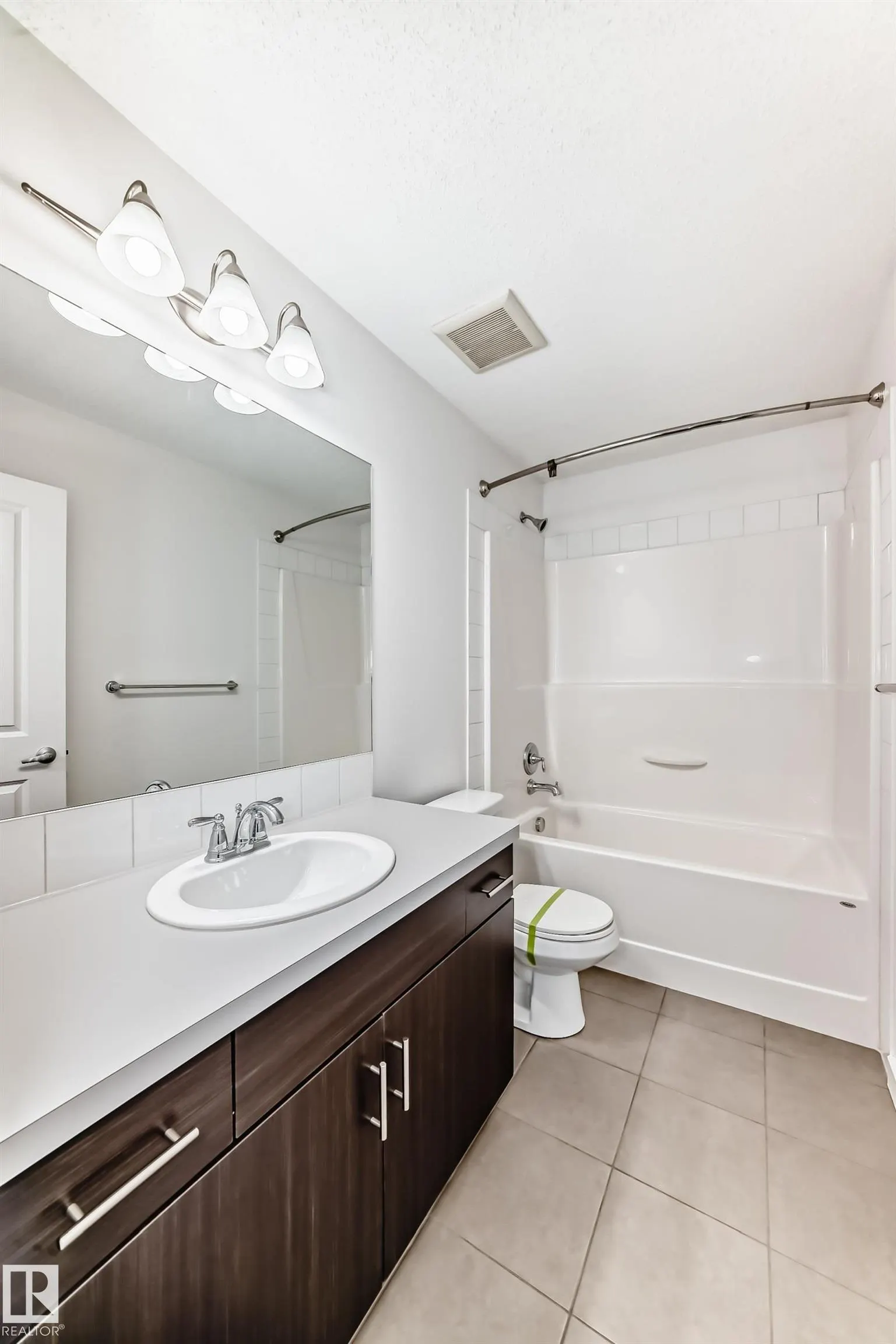 359 SIMMONDS Way