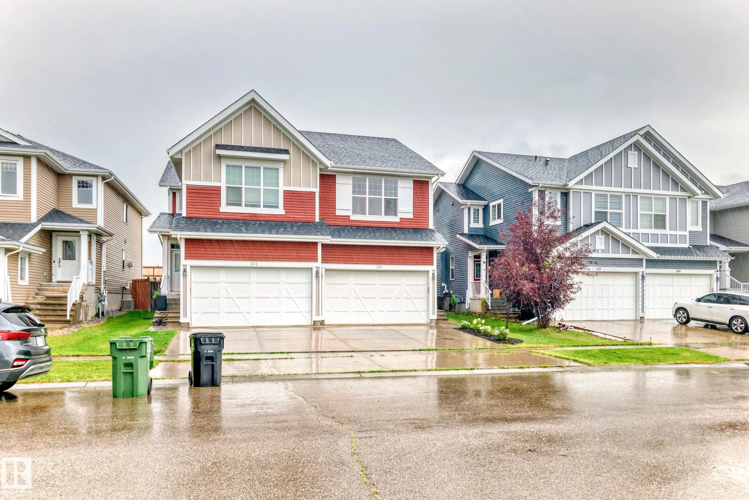 359 SIMMONDS Way