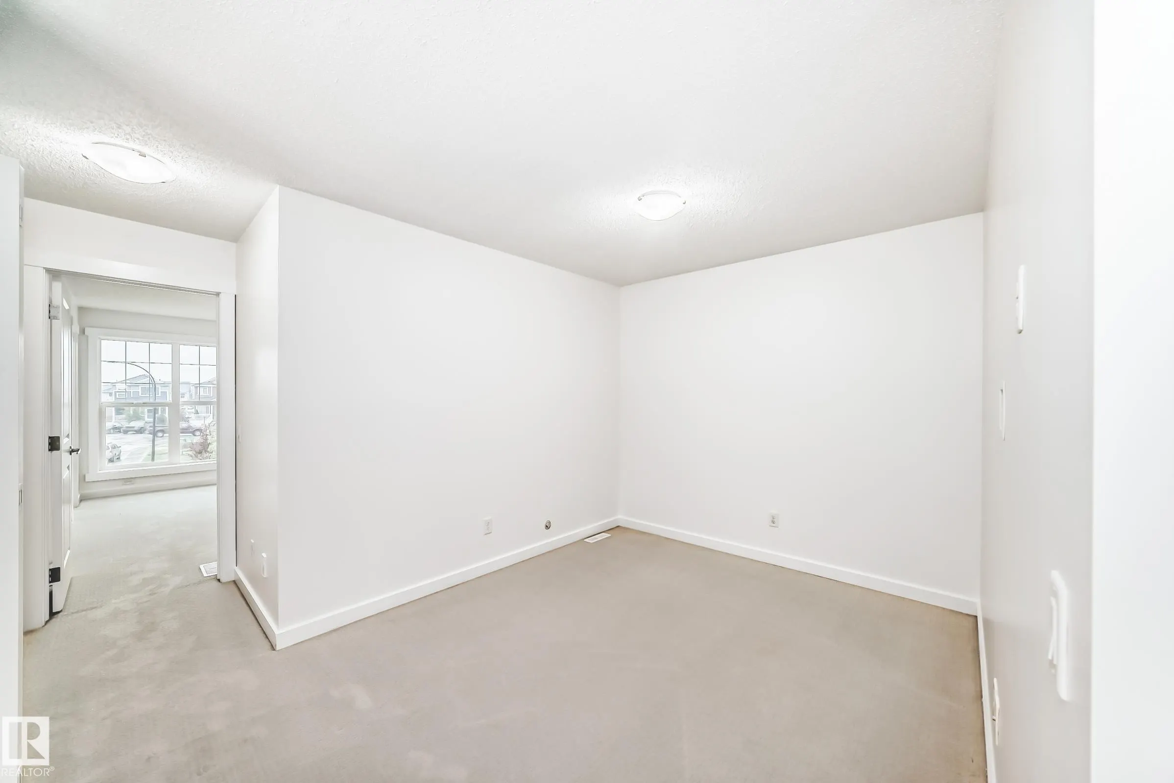 359 SIMMONDS Way