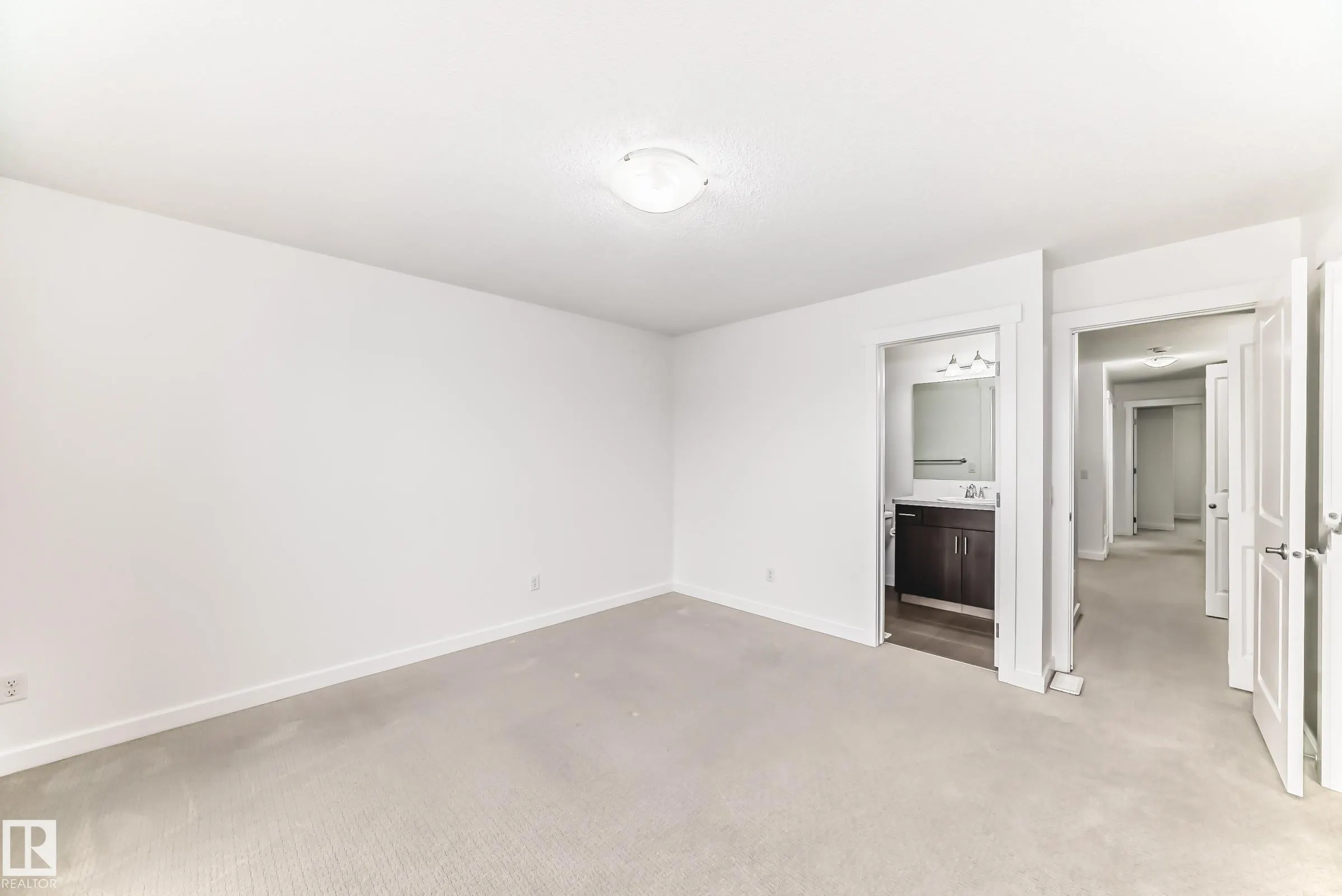 359 SIMMONDS Way