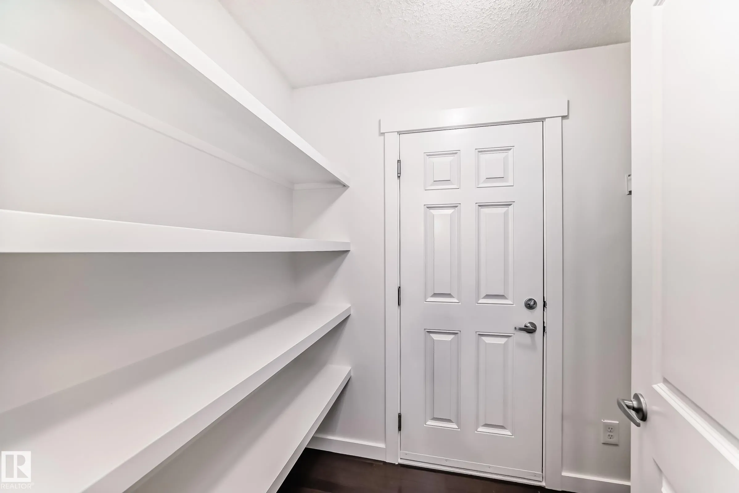 359 SIMMONDS Way