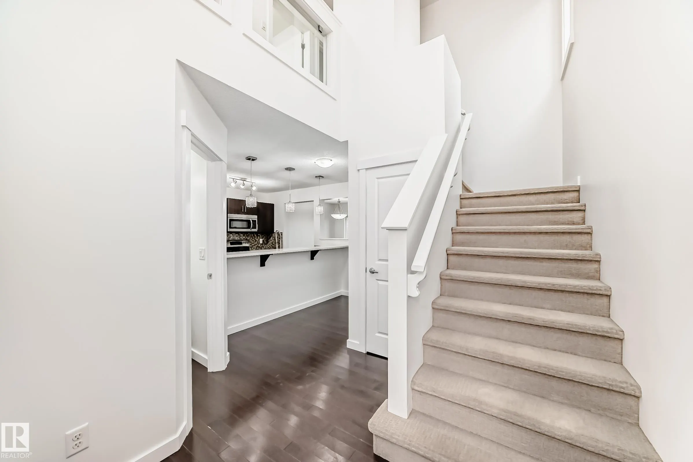 359 SIMMONDS Way