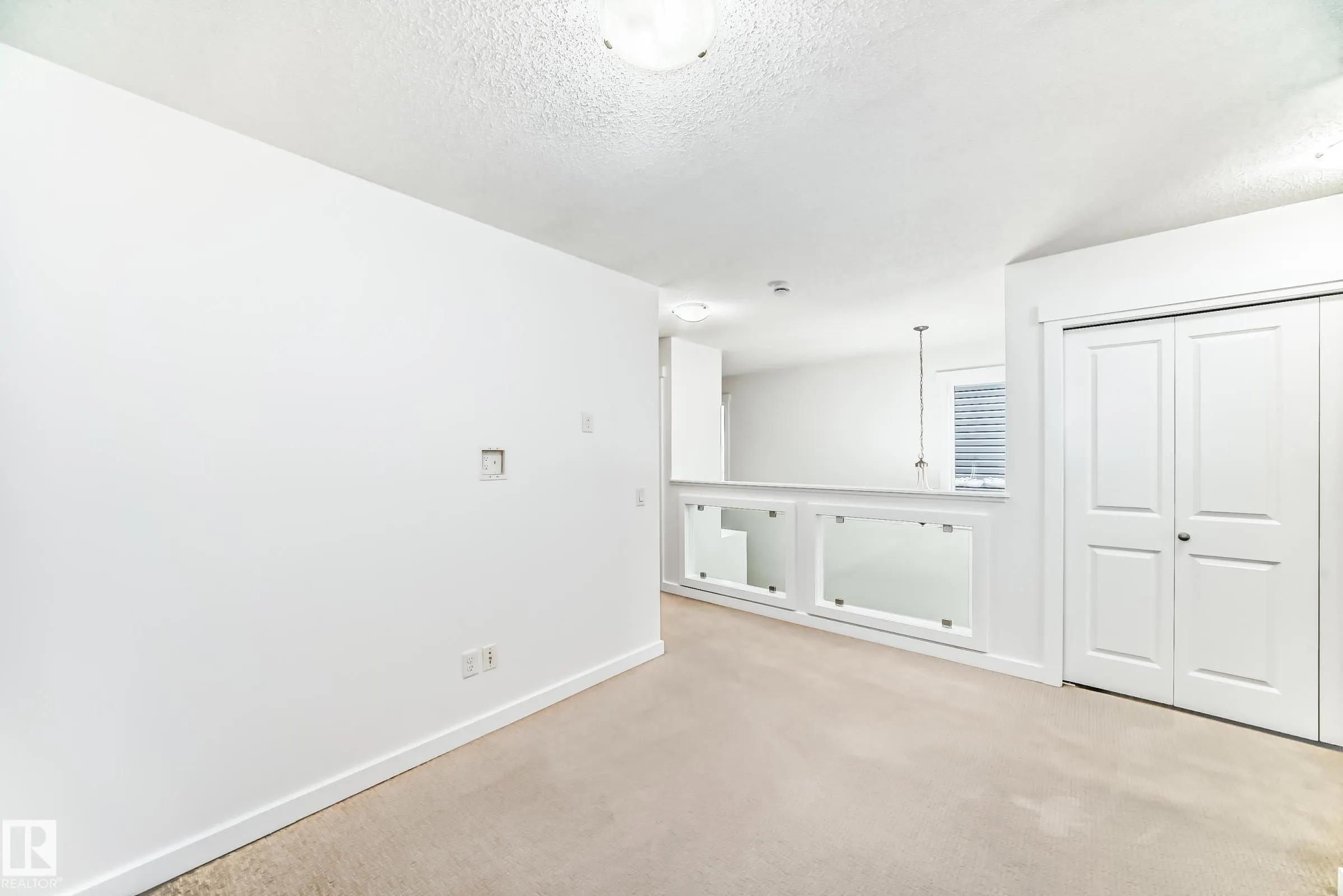 359 SIMMONDS Way