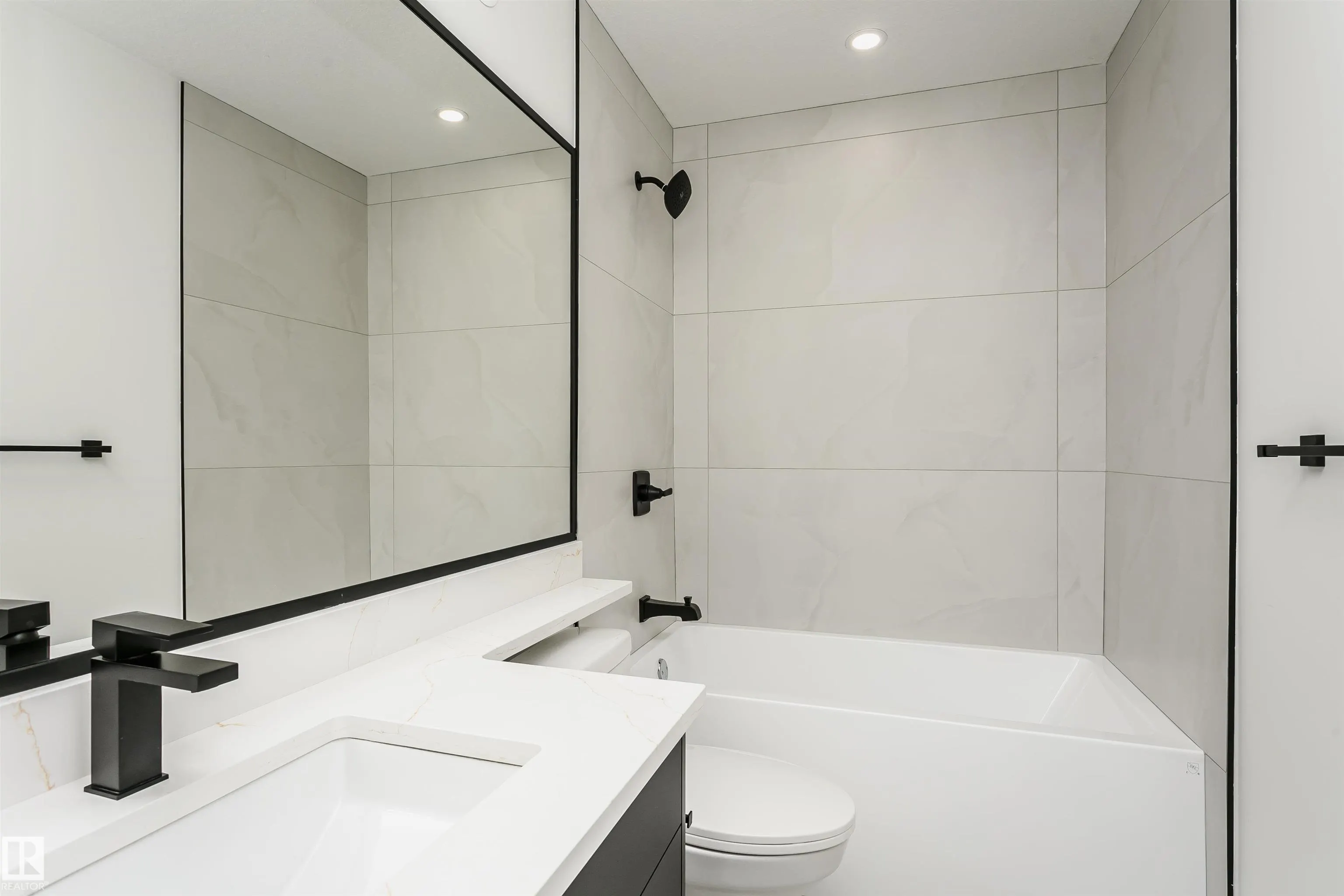 3248 PELERIN Crescent