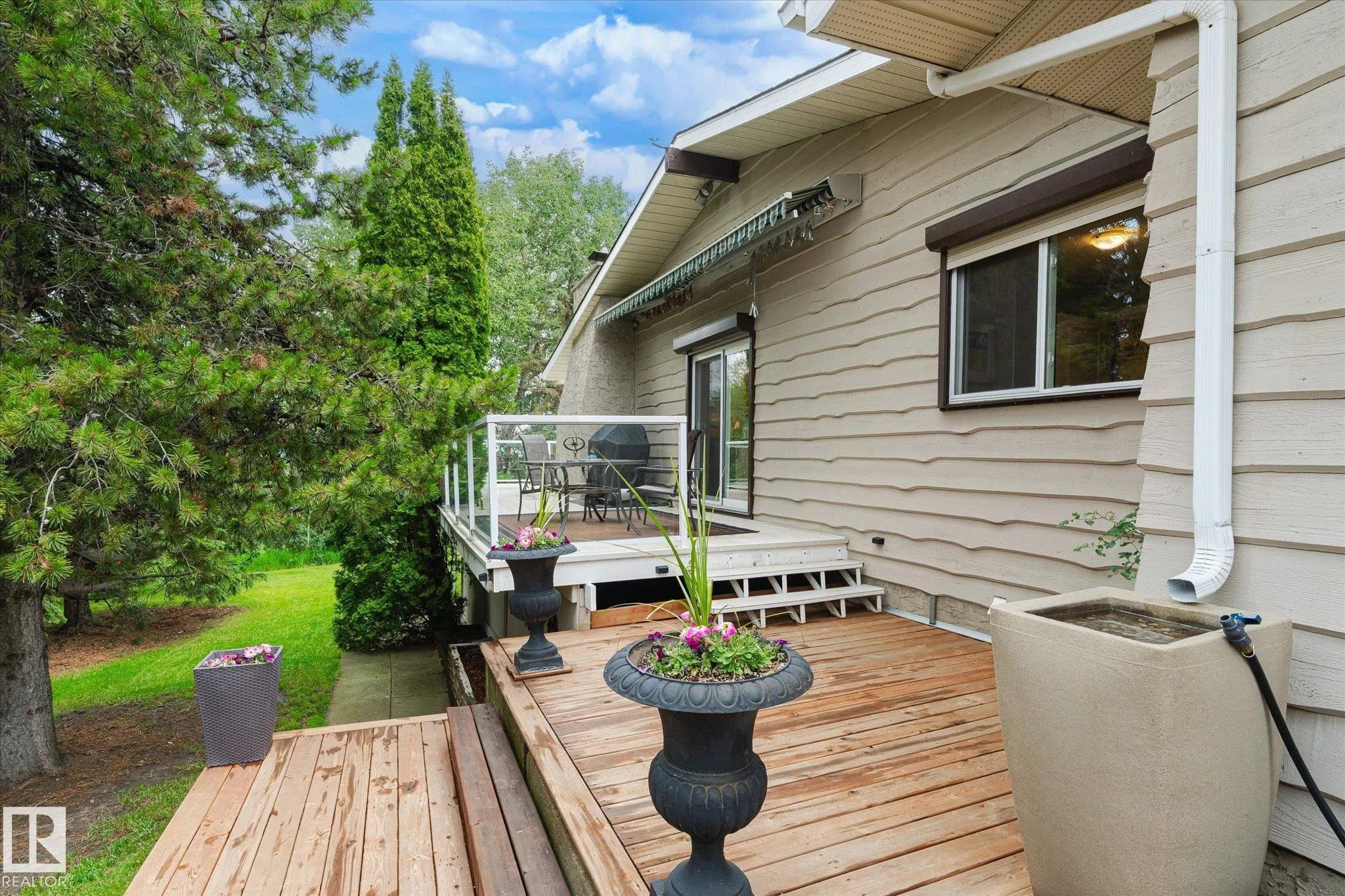 1112 PARKER Terrace