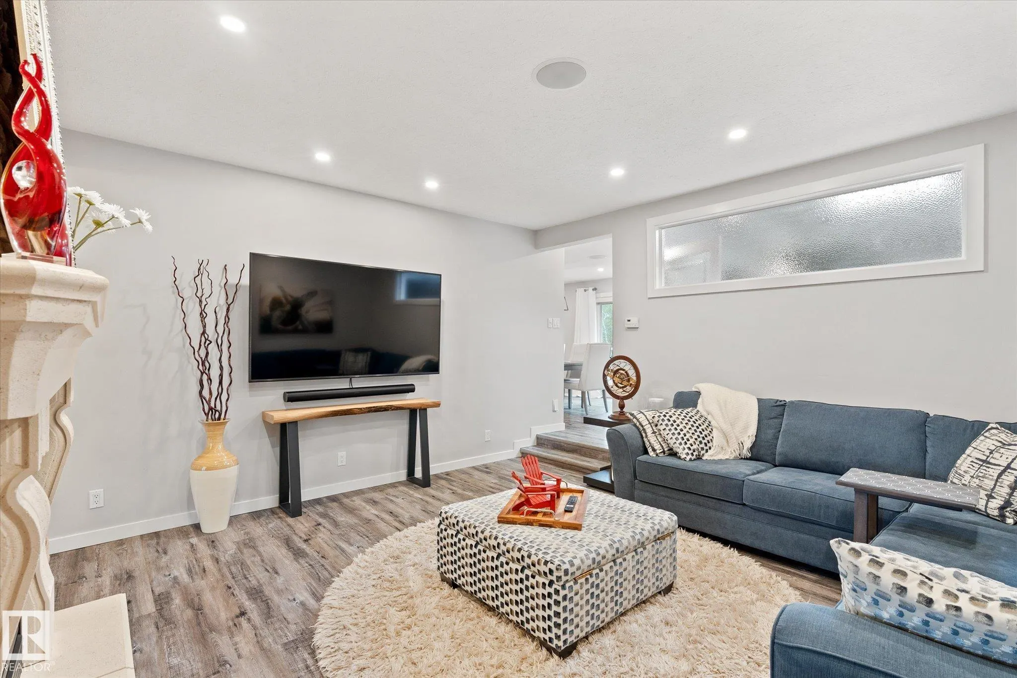 1112 PARKER Terrace