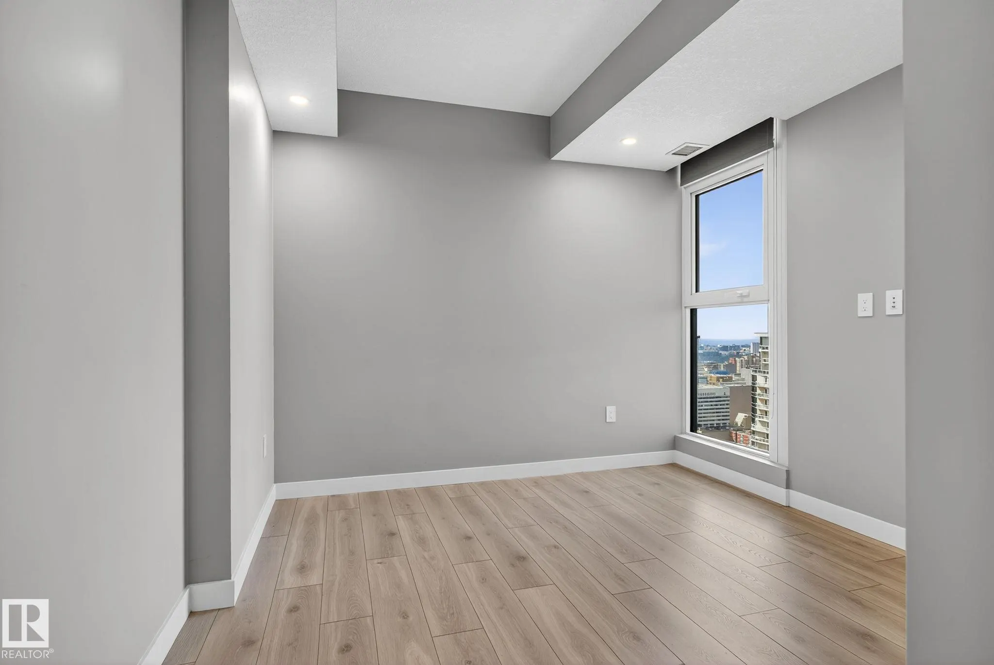 10180 103 Street