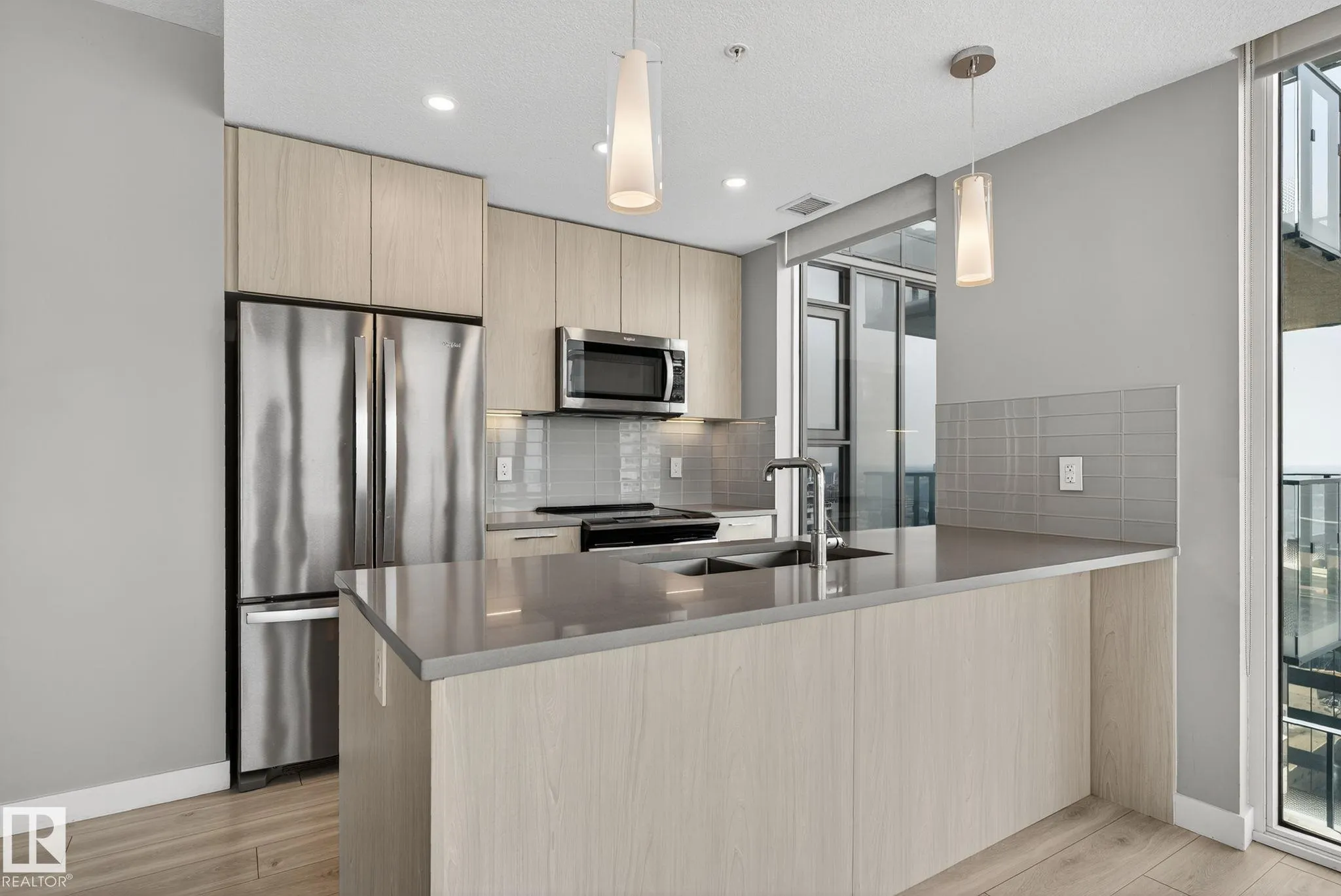 10180 103 Street