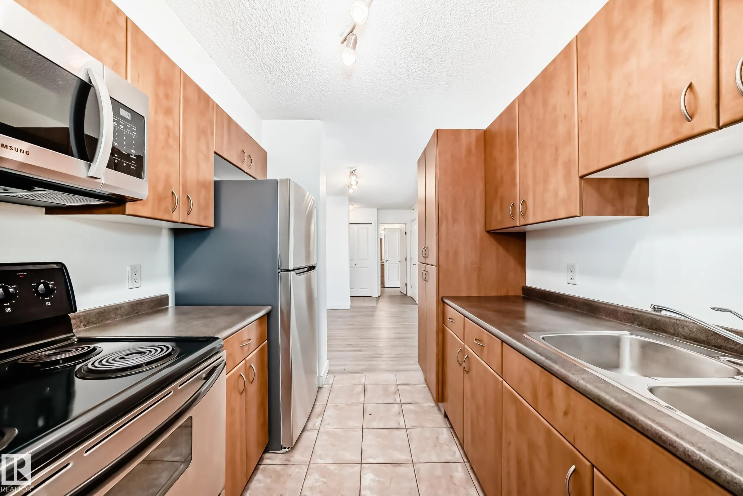 10303 105 Street