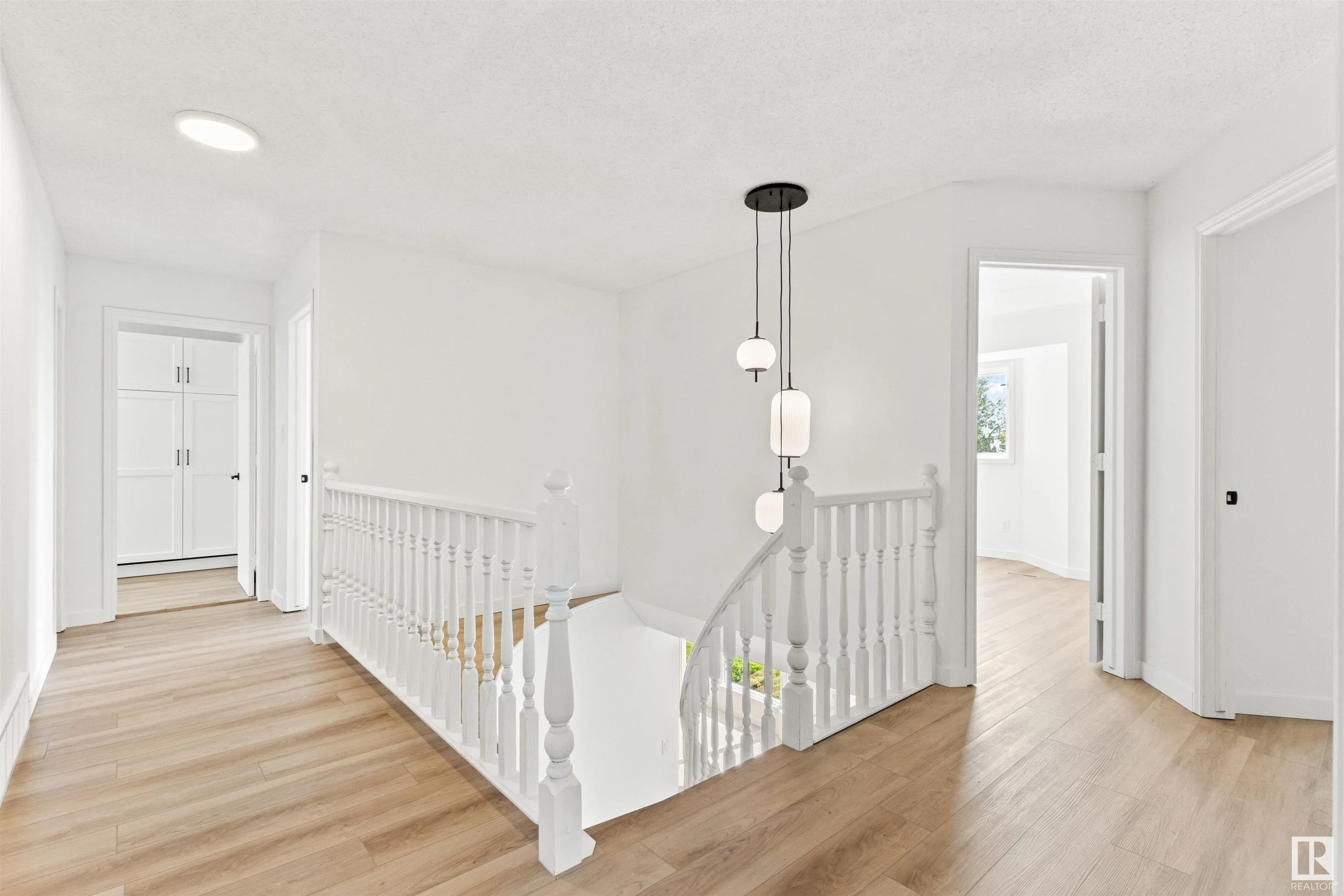 36 LANGHOLM Drive