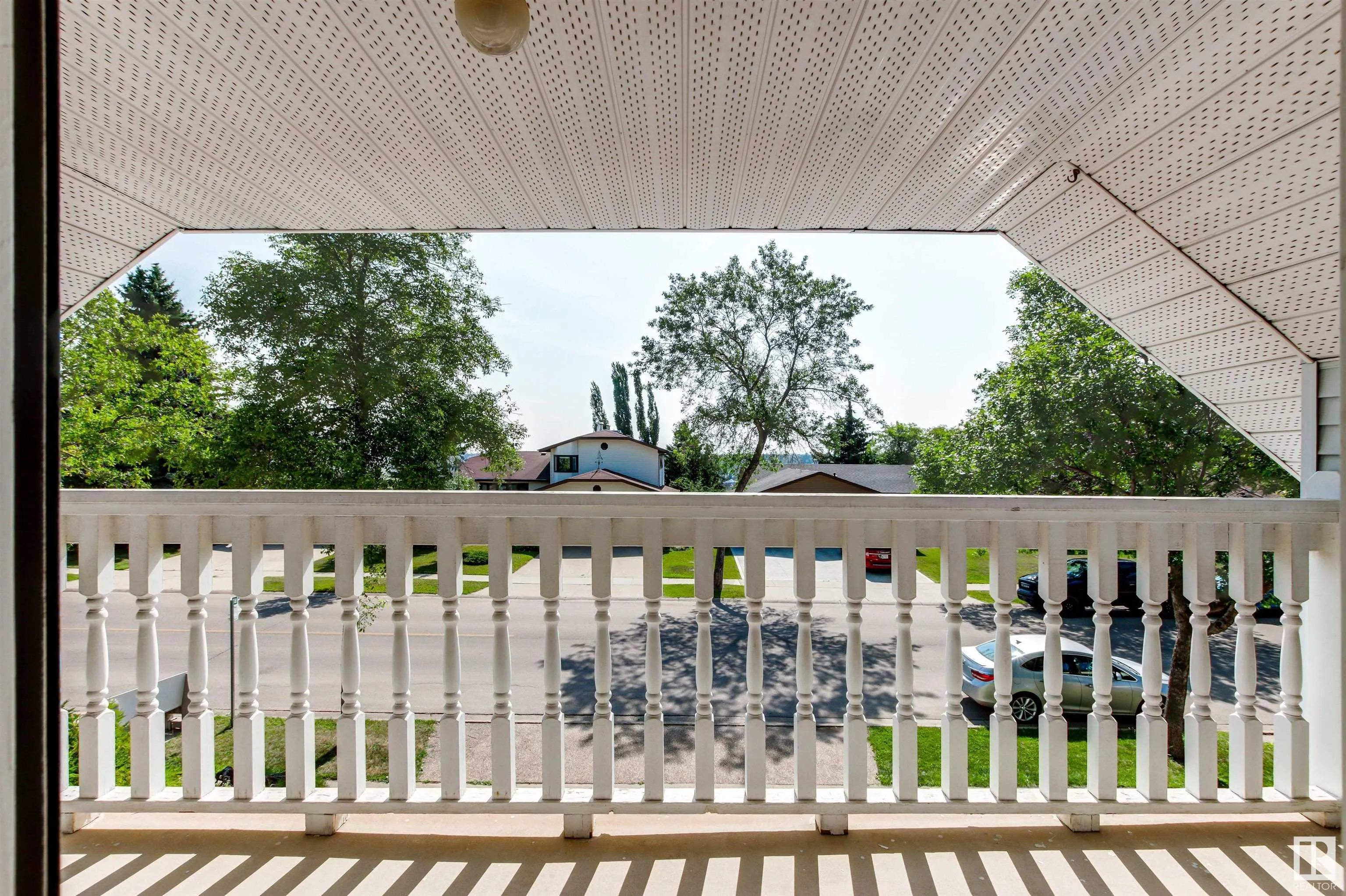 36 LANGHOLM Drive