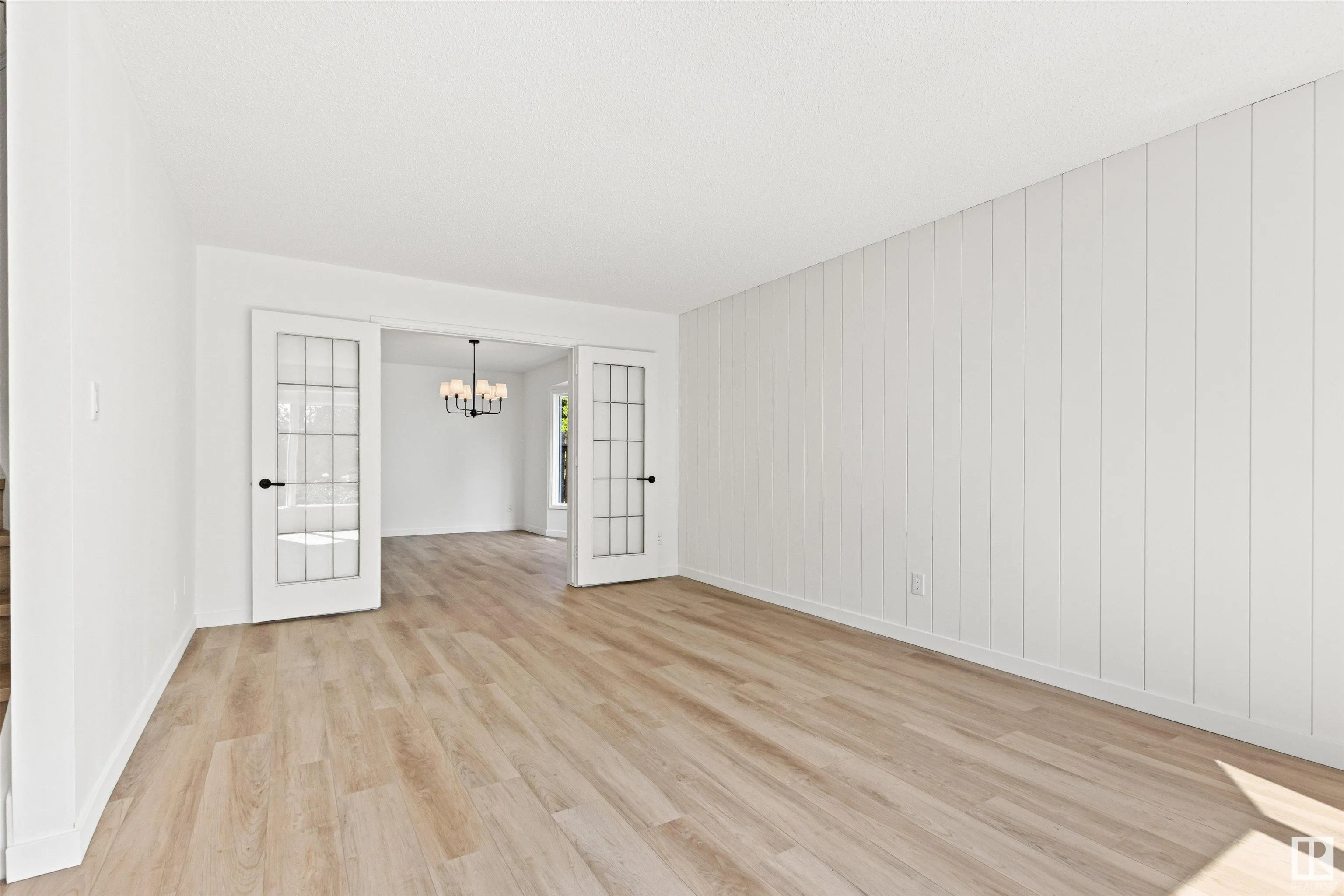 36 LANGHOLM Drive