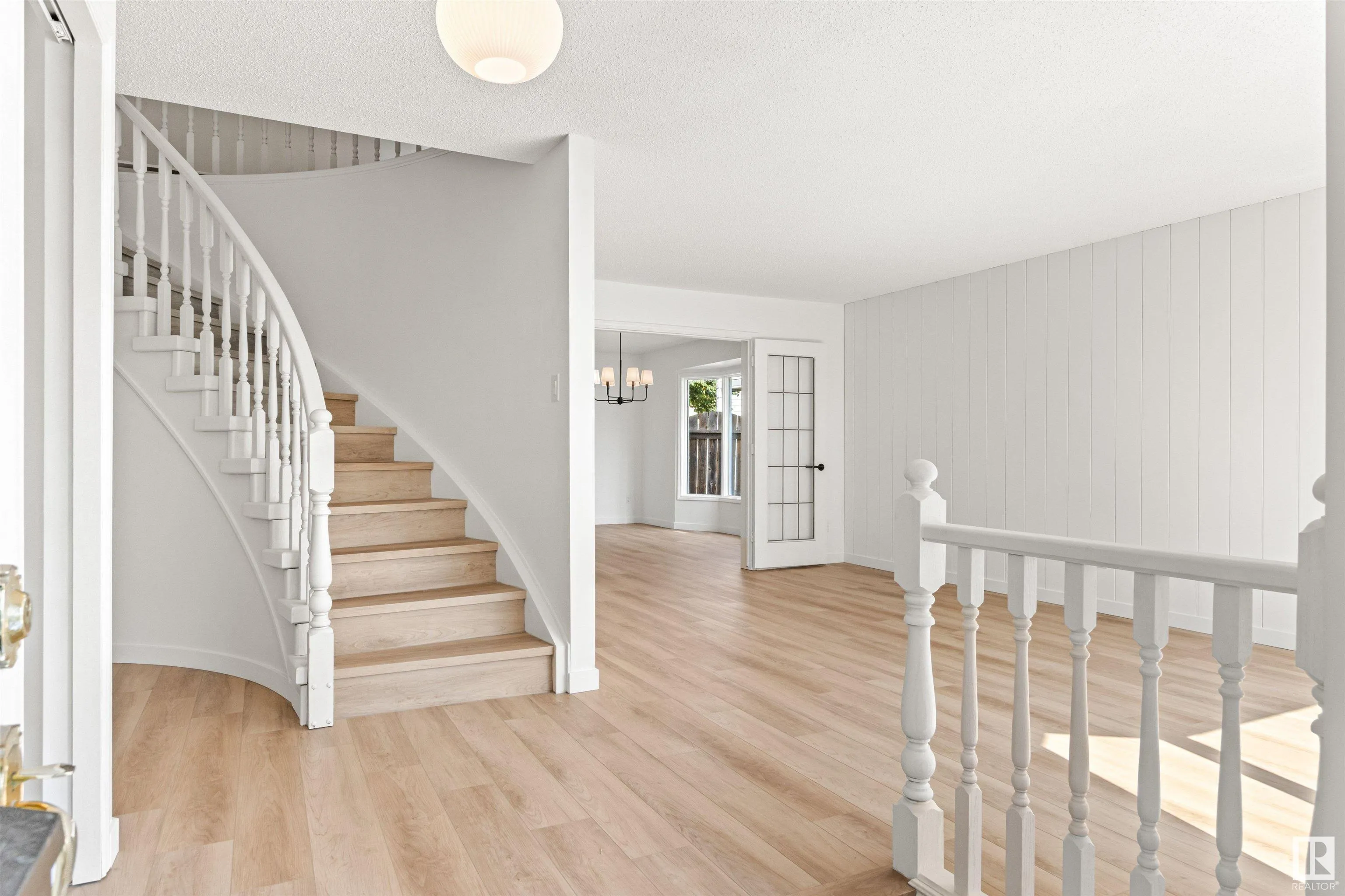 36 LANGHOLM Drive