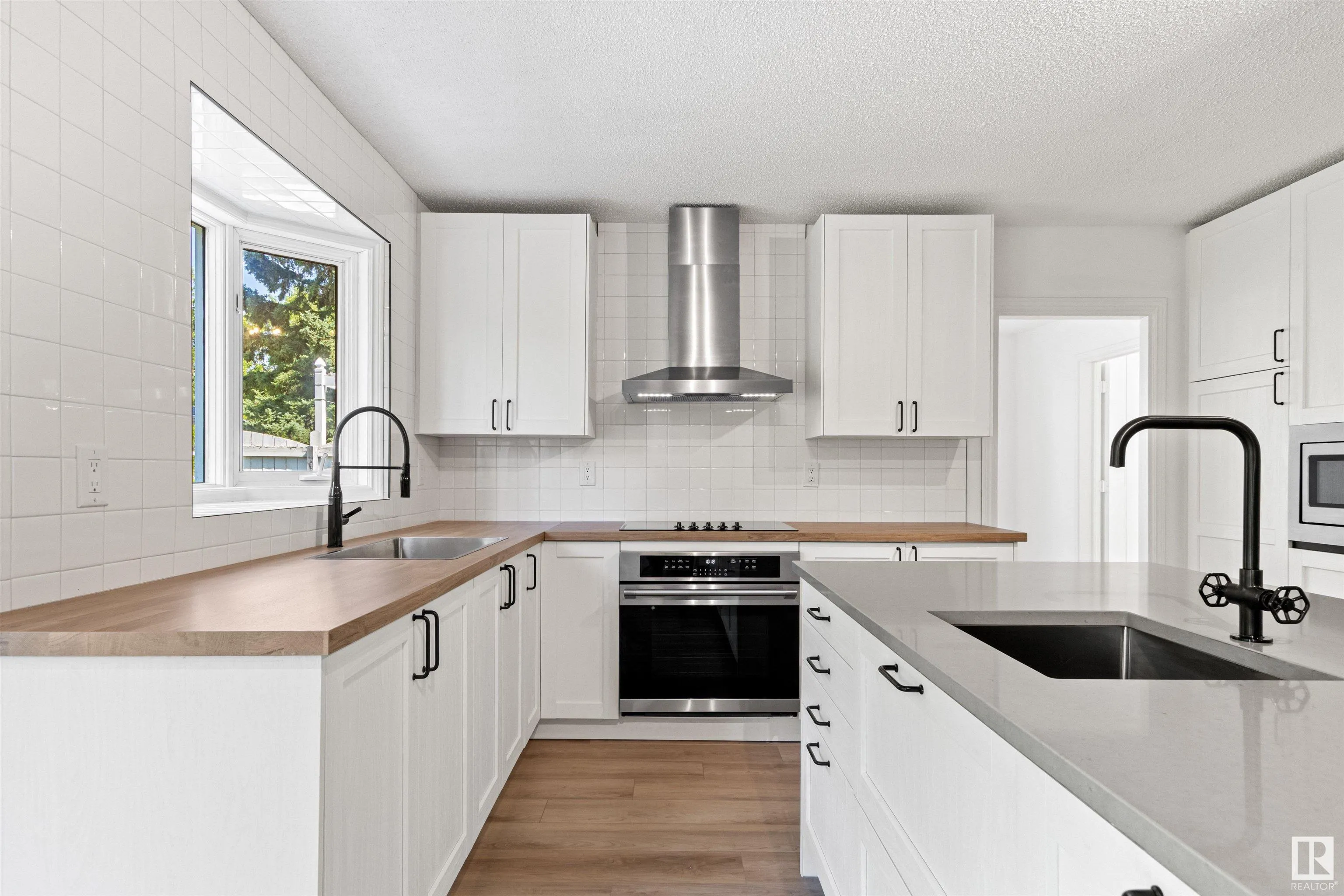 36 LANGHOLM Drive