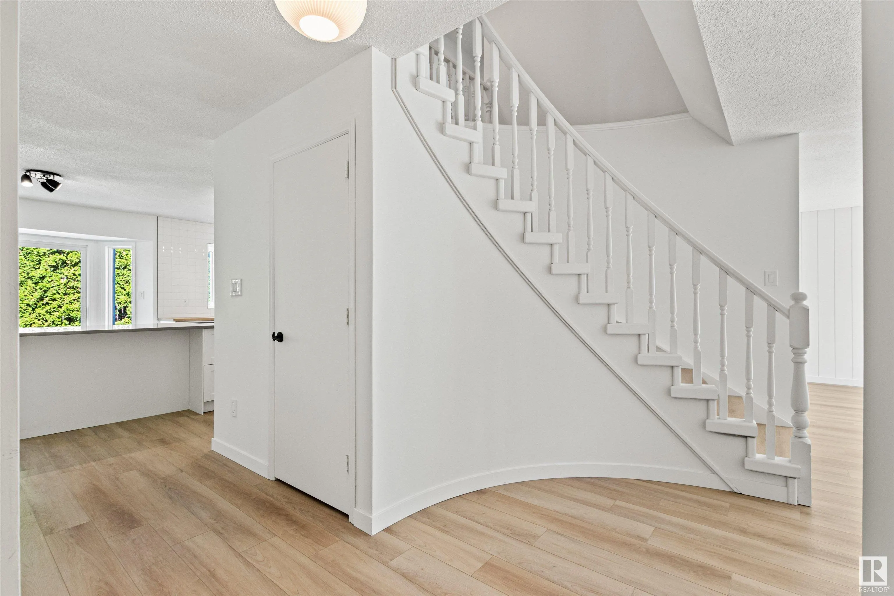 36 LANGHOLM Drive