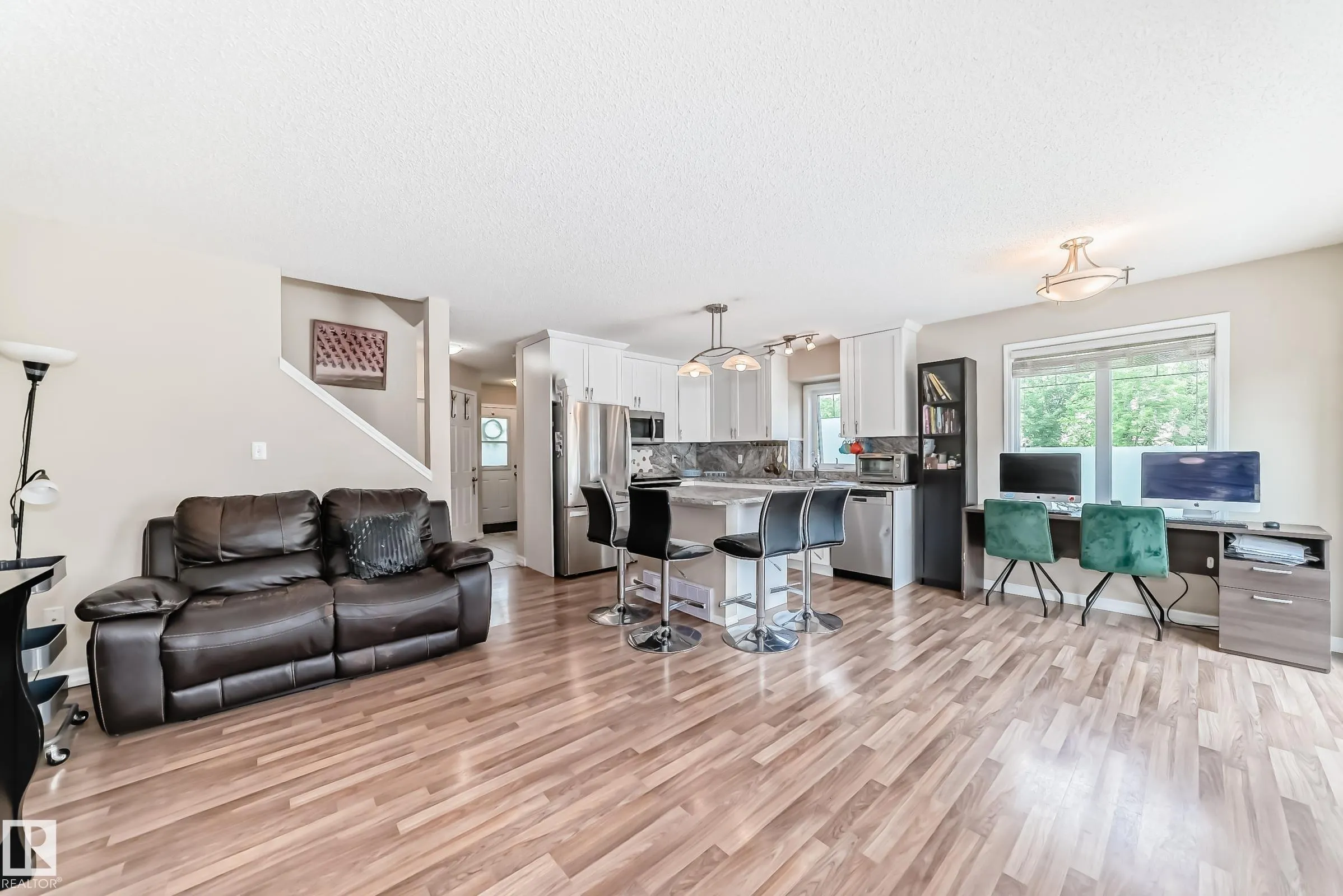 5101 SOLEIL Boulevard