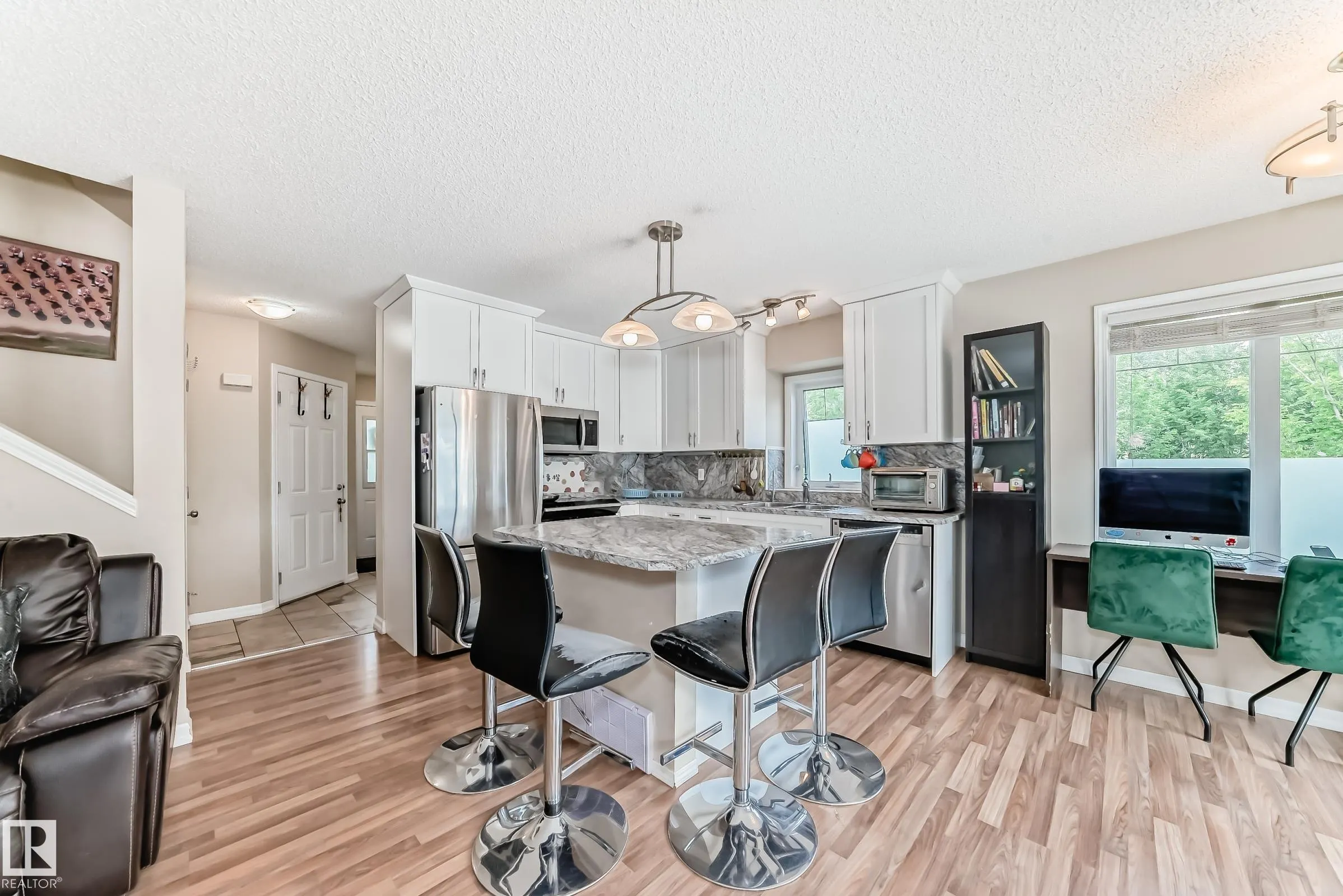 5101 SOLEIL Boulevard
