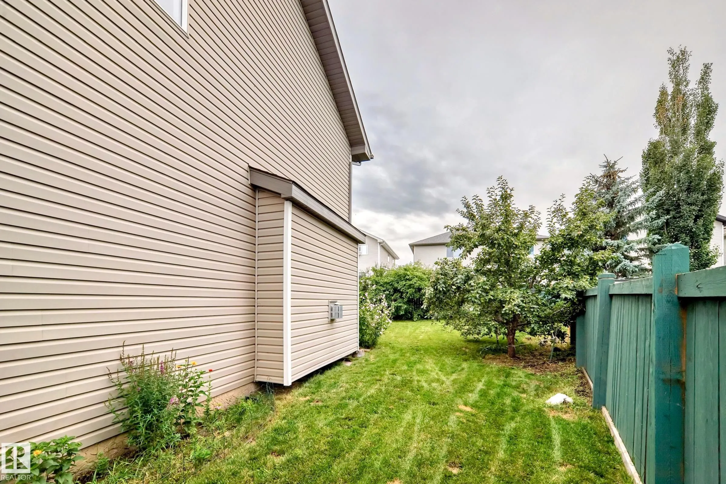 17 Virginia Loop
