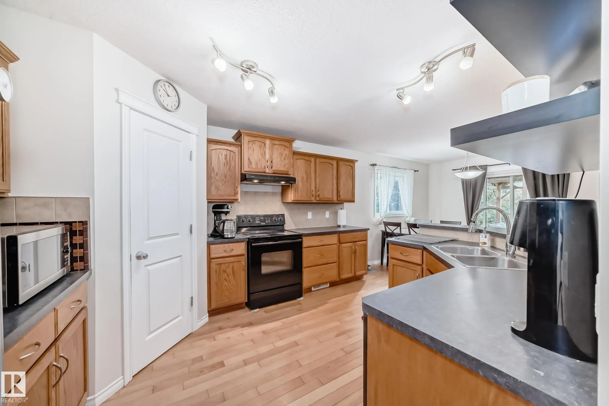 17 Virginia Loop